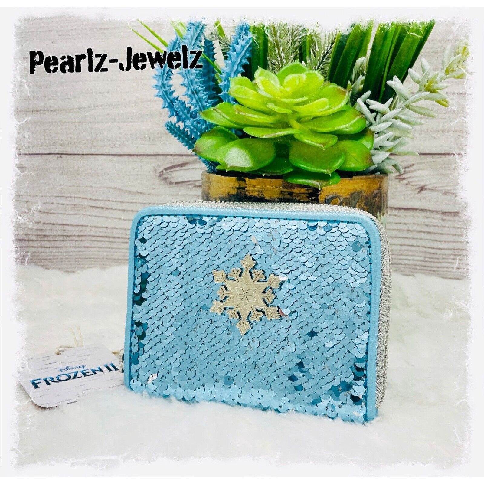 Disney Loungefly Disney Frozen Elsa Reversible Blue Sequin Mini Zip Size ONE SIZE - 1 Thumbnail