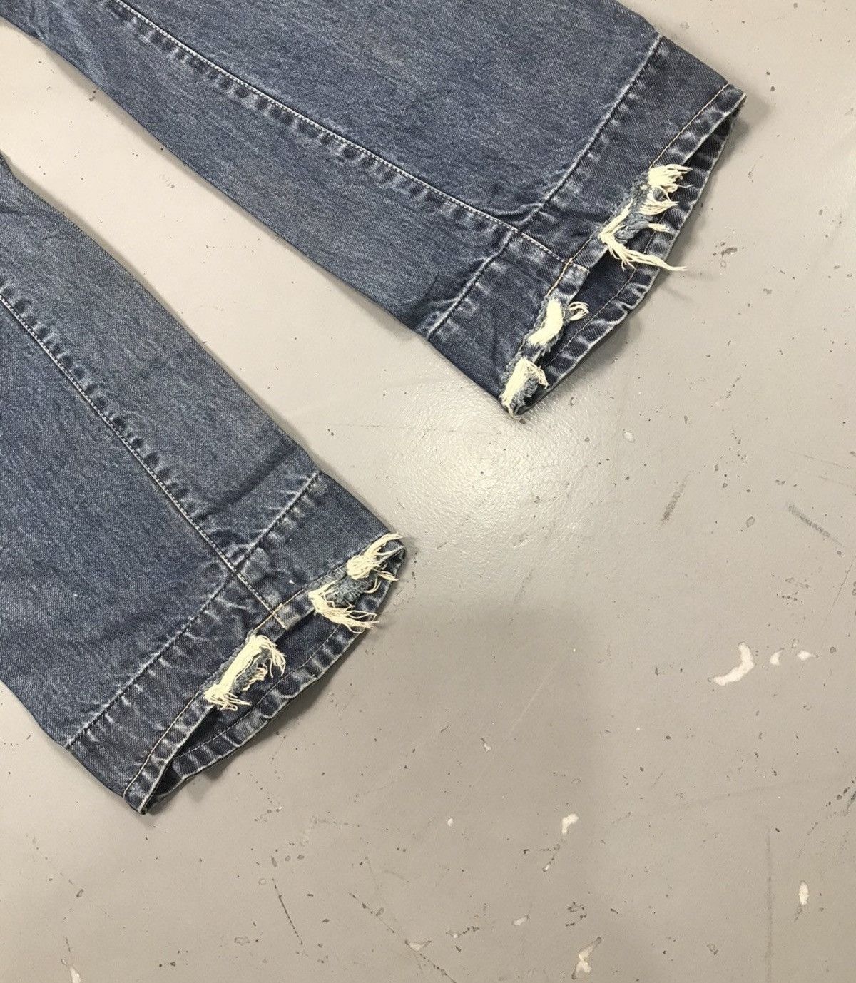 Levi's Vintage Levi’s engineer jeans denim Size US 31 - 9 Thumbnail