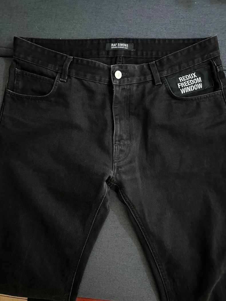 Raf Simons Raf simons 21ss washed black jeans Size US 36 / EU 52 - 3 Thumbnail