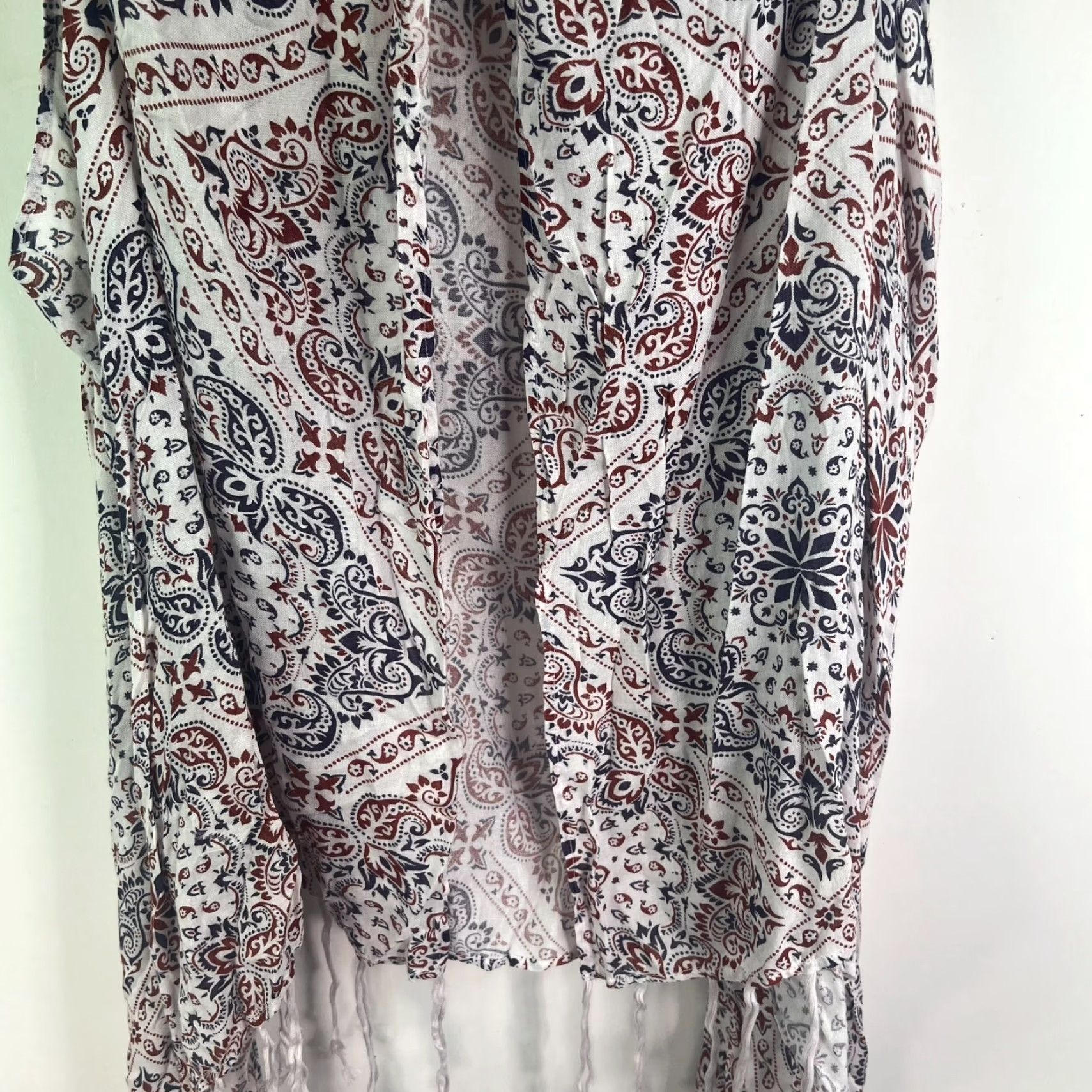 Ariat Ariat Texas Heat Floral Kimono Vest Womens One Size Multicolor Fringe Lightweight Casual Aztec Size ONE SIZE - 3 Thumbnail