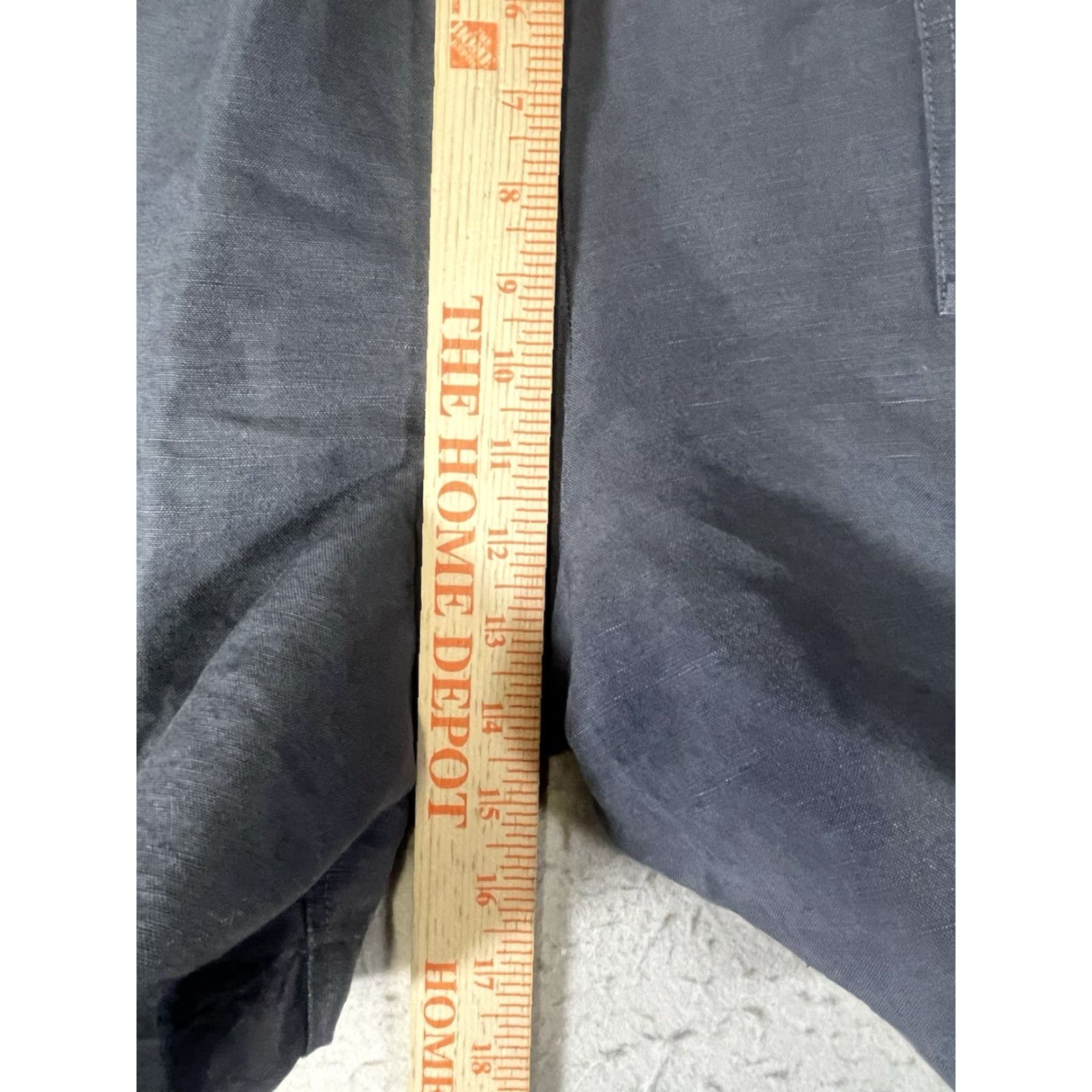 Cubavera **Cubavera Mens Linen-Blend Drawstring Elastic Gray Casual Shorts Size XL** User: **Cubavera Mens Linen-Blend Drawstring Gray Casual Shorts Size XL** Size US 36 / EU 52 - 4 Thumbnail