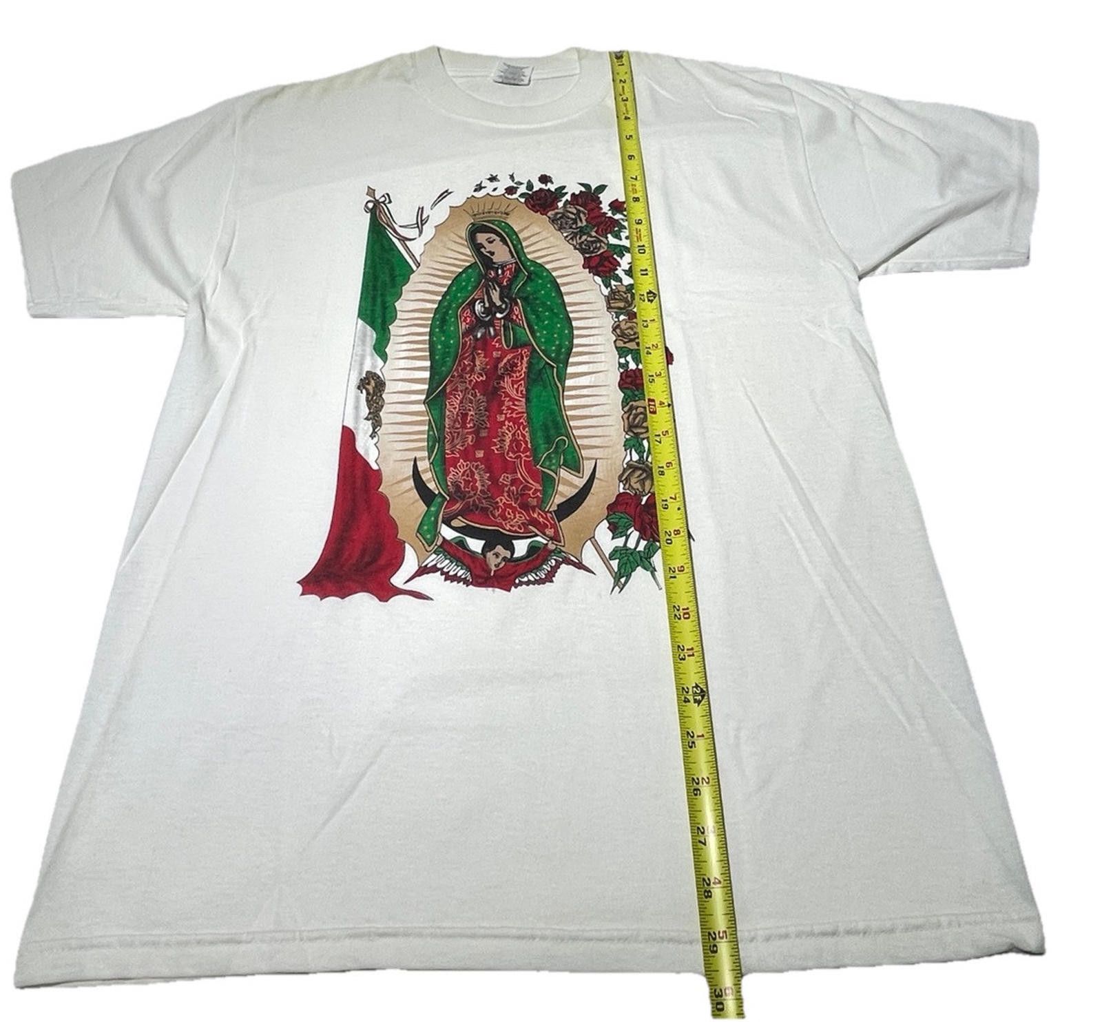Hanes Vintage 90s Gonzales Chicano Art T Shirt Mexican Virgin De Size US L / EU 52-54 / 3 - 5 Thumbnail