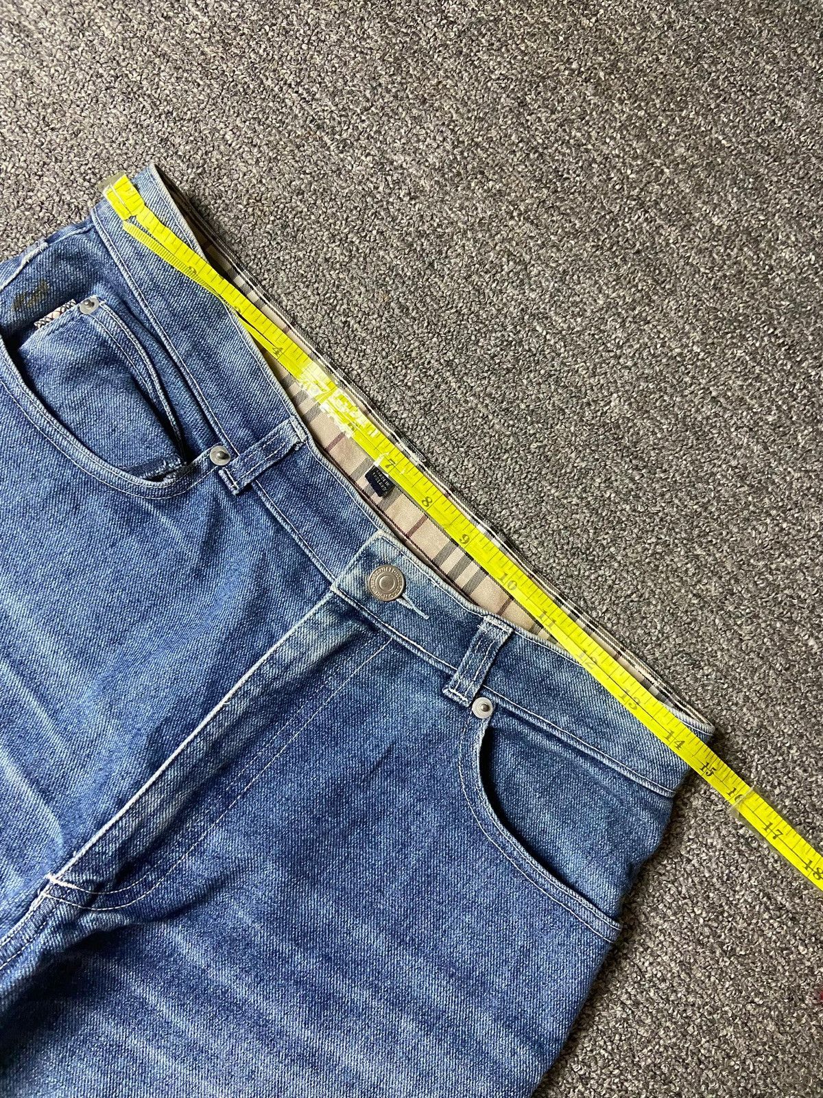 Burberry × Designer × Vintage Vintage Burberry London Nova Check Jeans (128) Size US 29 - 7 Thumbnail