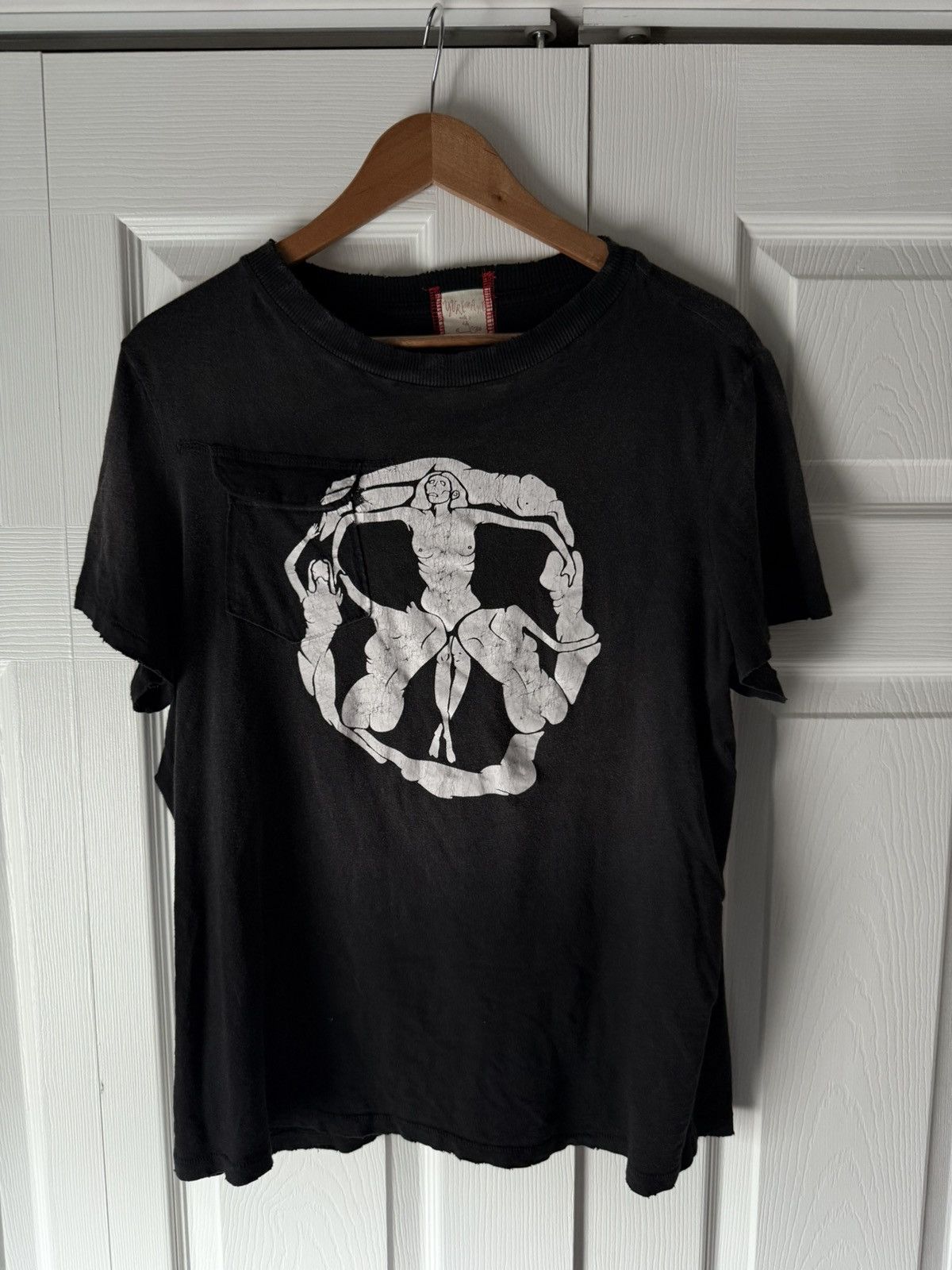 Other Yuremane Female Peace Sign Tshirt Size US L / EU 52-54 / 3 - 1 Thumbnail
