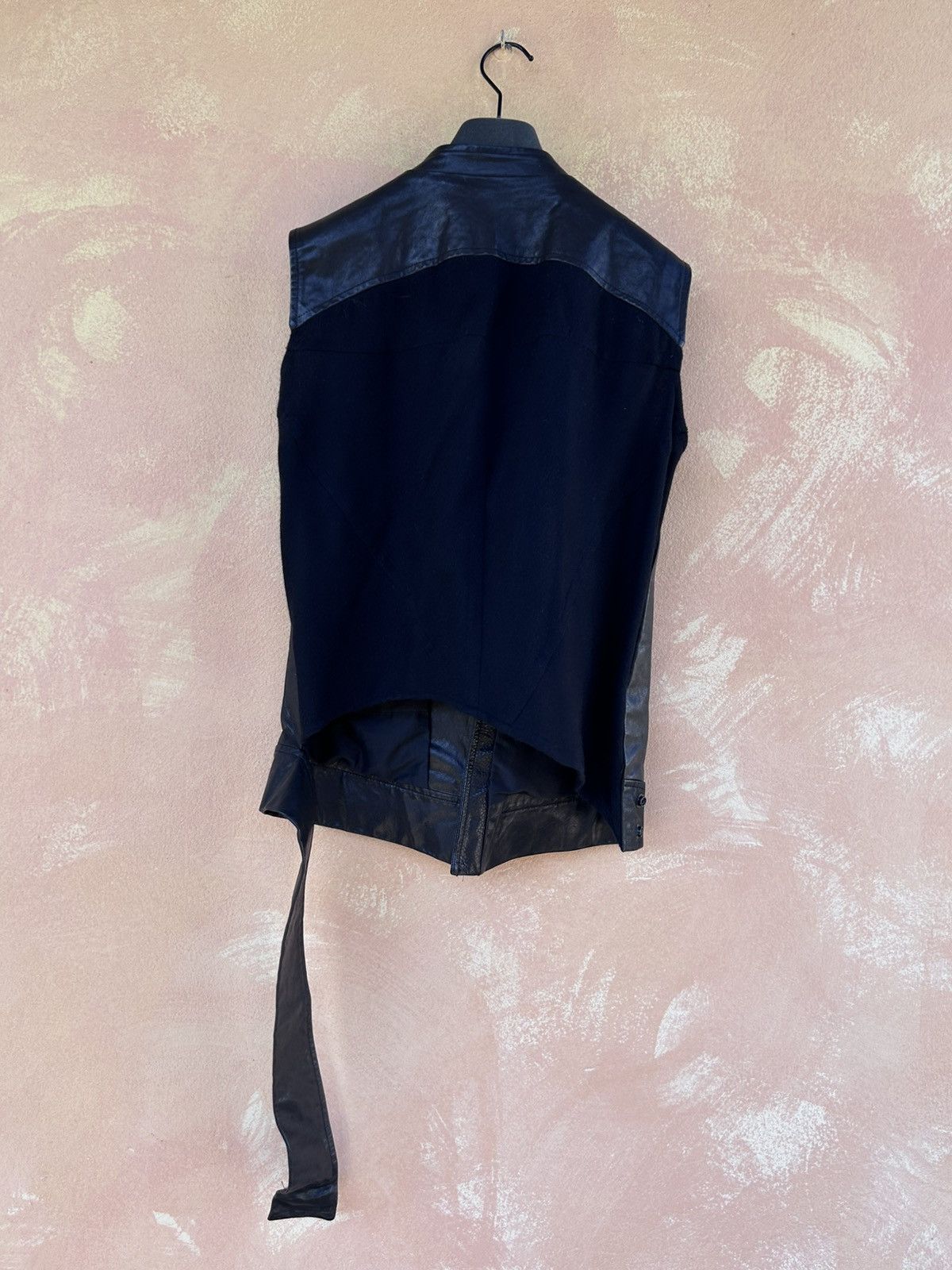 Rick Owens Black zip asymmetric calf leather-cashmere vest VG+ Small Size US S / EU 44-46 / 1 - 7 Thumbnail