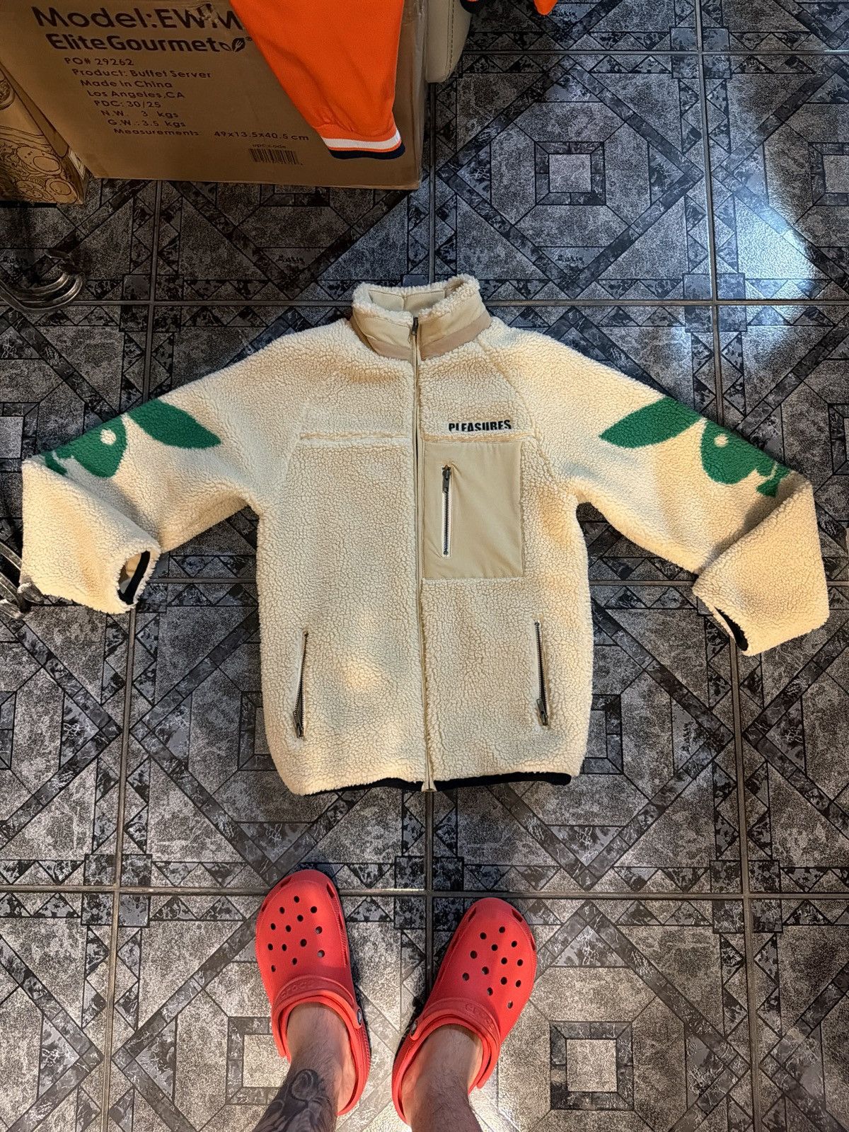 Playboy × Pleasures PLEASURES X PLAYBOY MENS BUNNY SHERPA ZIP UP JACKET 'TAN' Size US S / EU 44-46 / 1 - 2 Thumbnail