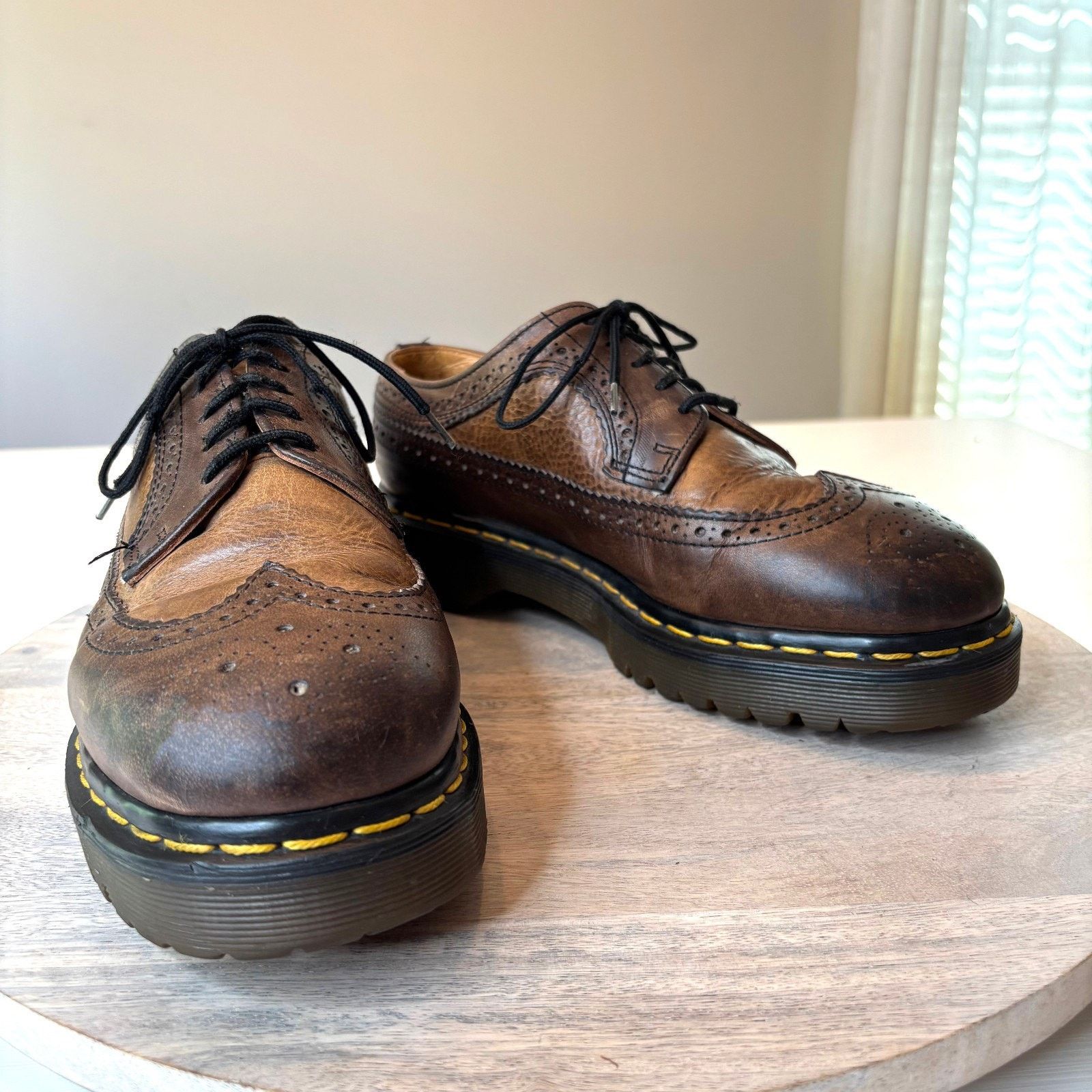 Dr. Martens Dr. Martens Vintage England Brown Brogue Oxford Shoes Size 7 Size US 7 / EU 40 - 1 Thumbnail