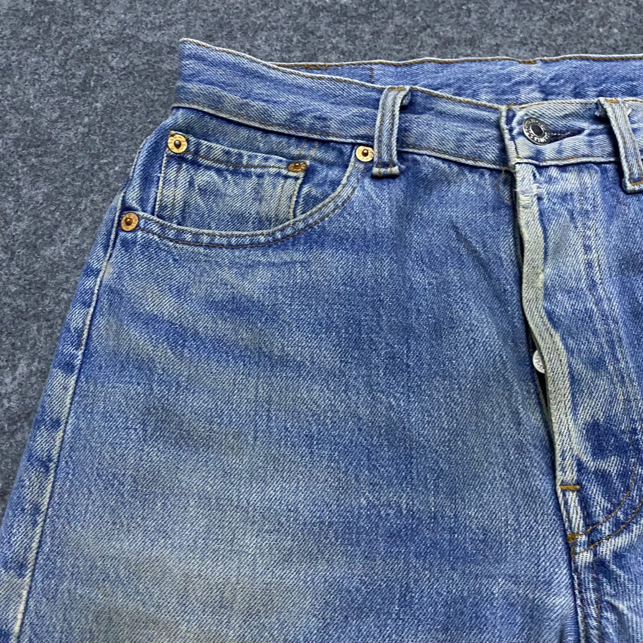 Levi's 💥Vintage Levis 501xx Distressed Denim Kurt Cobain Style s Size US 29 - 8 Thumbnail