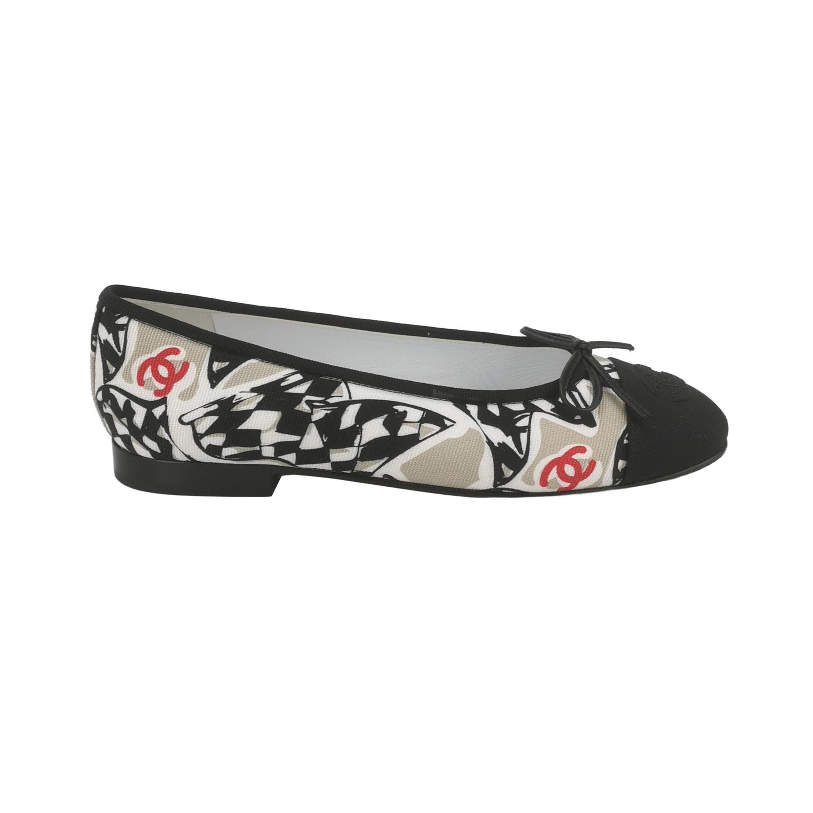 Chanel Chanel Women 5-5 Flats Size US 5.5 / IT 35.5 - 1 Thumbnail