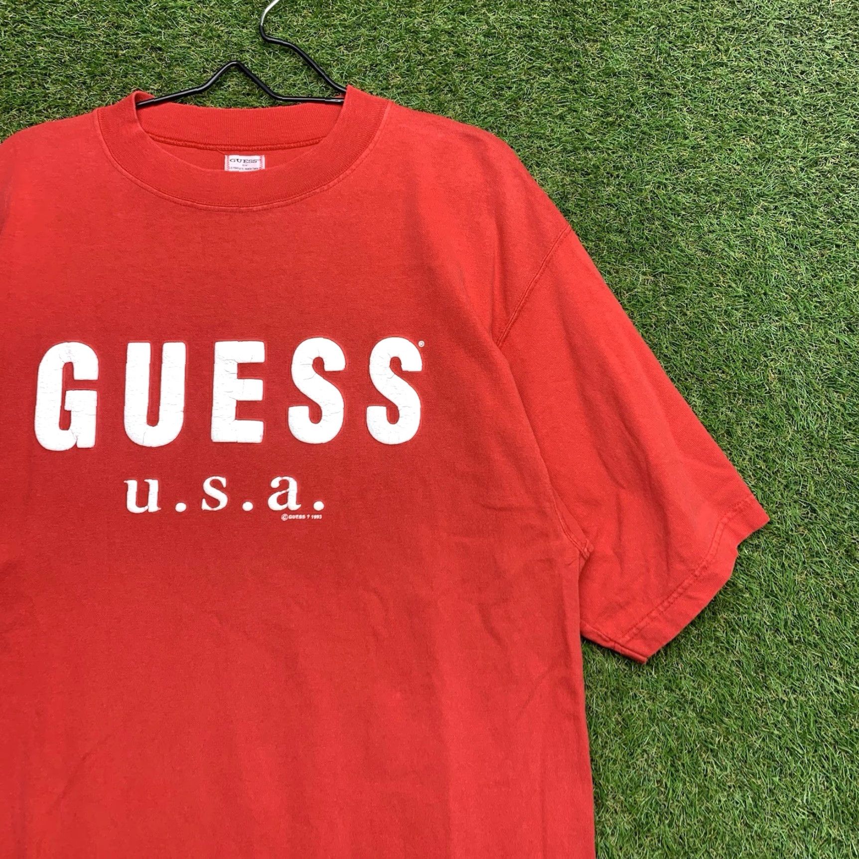 Guess VINTAGE GUESS Mens T-Shirt 90s USA Red Short Sleeve Crew Neck Large L Logo Knit Cotton Centric Size US 33 - 3 Thumbnail