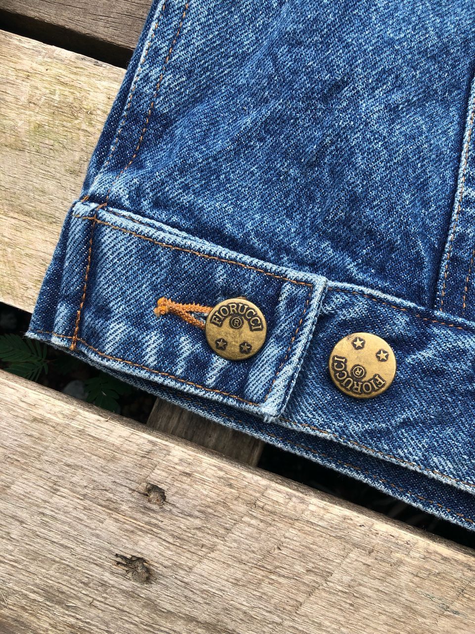 Fiorucci × Vintage Vintage 90s Fiorucci Big Logo Cropped Denim Jacket Size US S / EU 44-46 / 1 - 8 Thumbnail
