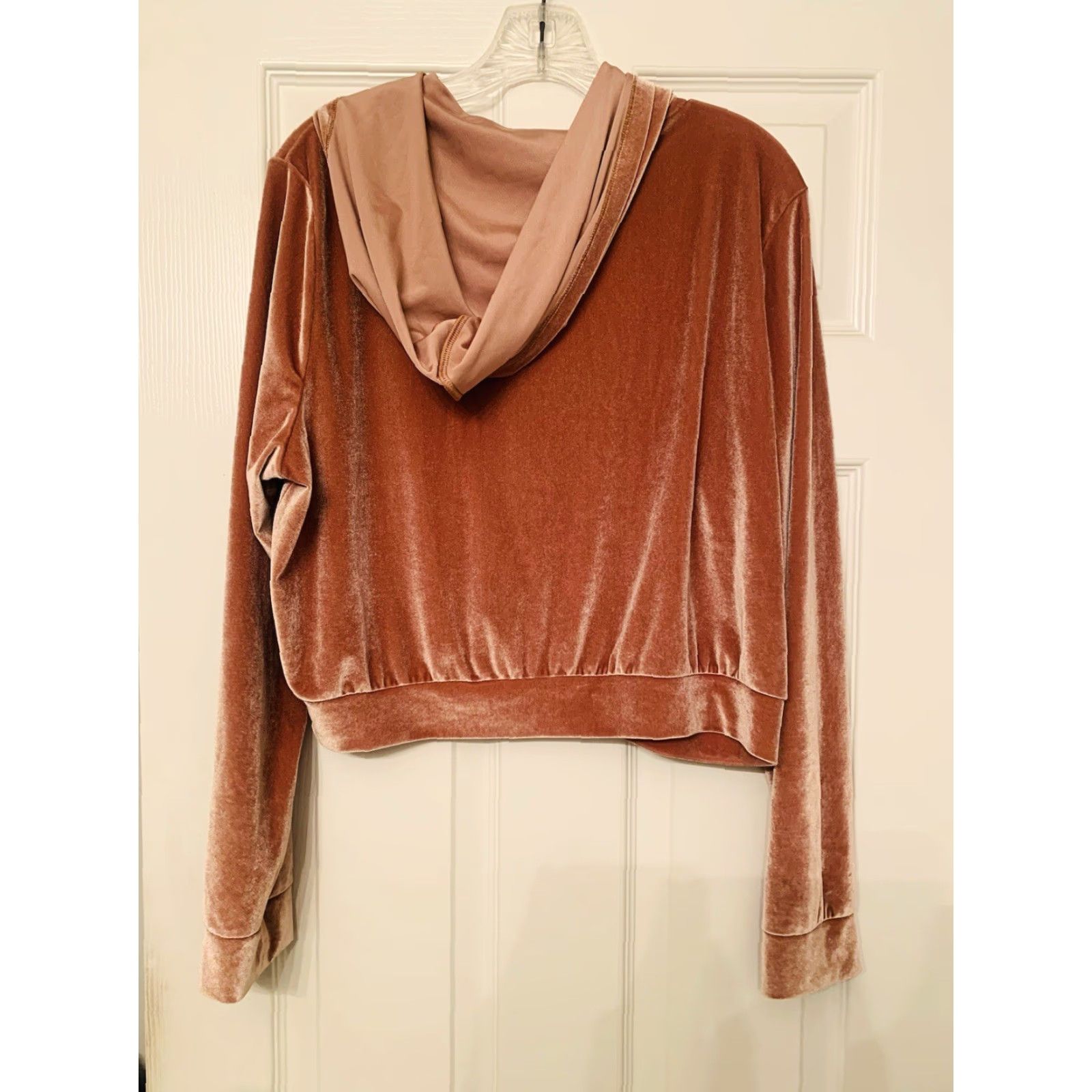 Vintage VINTAGE PINK Victoria's Secret Brown Velvet Hoodie Sweater Sz XL Tan Full Zip Women XL Velvet Hoodie Sweater Size XL / US 12-14 / IT 48-50 - 4 Thumbnail