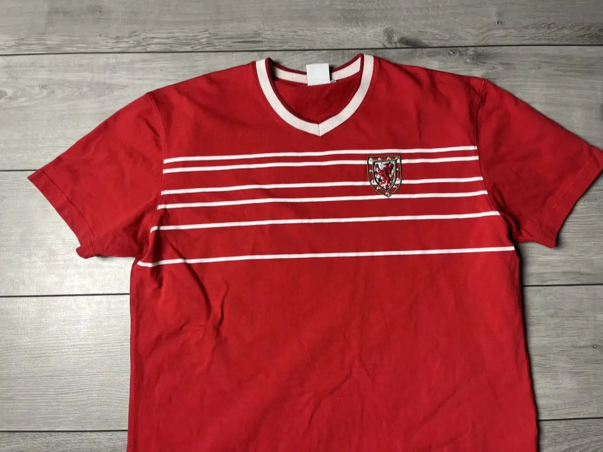 Vintage Vintage Wales Tshirt football tee size XXLarge Size US XXL / EU 58 / 5 - 3 Thumbnail
