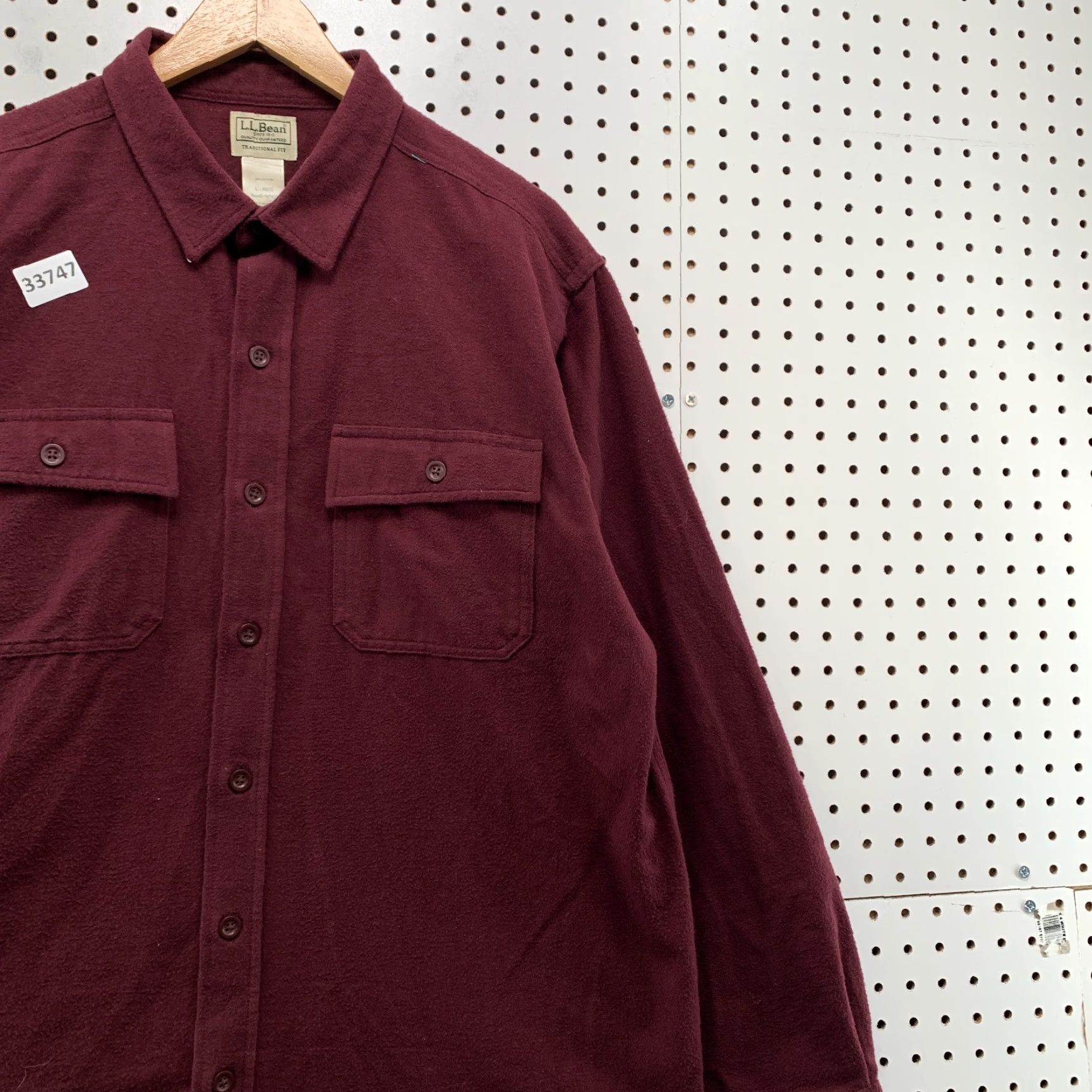 Vintage VINTAGE LL Bean Chamois Button Shirt Mens Large Burgundy Long Sleeve Pocket 23x32.5 Size US L / EU 52-54 / 3 - 5 Thumbnail