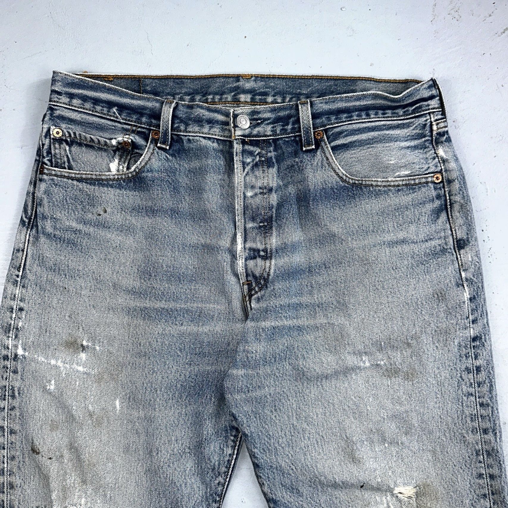 Levi's Levi's 501 Vintage 90s Mexico Levi's Jeans 501 Straight Light Wash 36x34 Men Denim Cotton Blue N/A Size US 36 / EU 52 - 2 Thumbnail