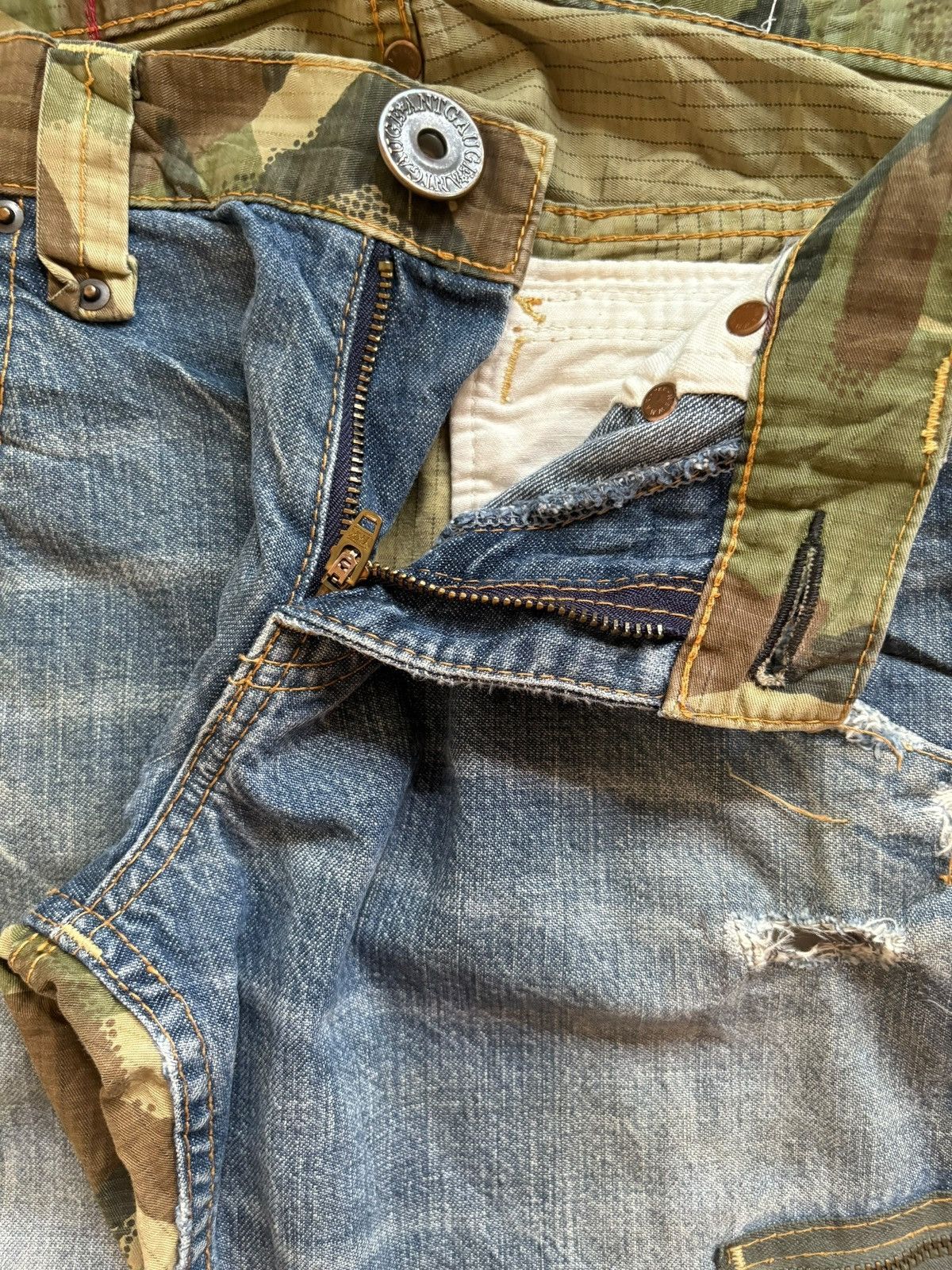 Japanese Brand Vintage Japanese Brand Hybrid Cargo Mud Wash Distressed Jean Size US 30 / EU 46 - 9 Thumbnail
