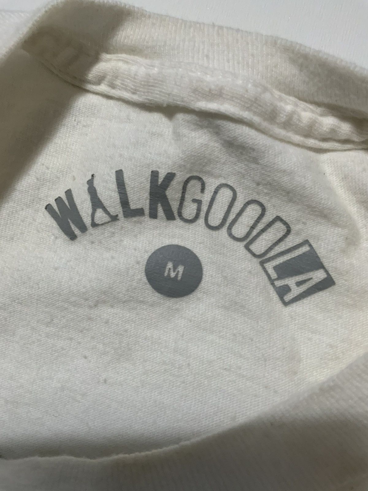 Other WalkGood LA Los Angeles Peace Roots & Culture White T-Shirt Size US M / EU 48-50 / 2 - 4 Thumbnail