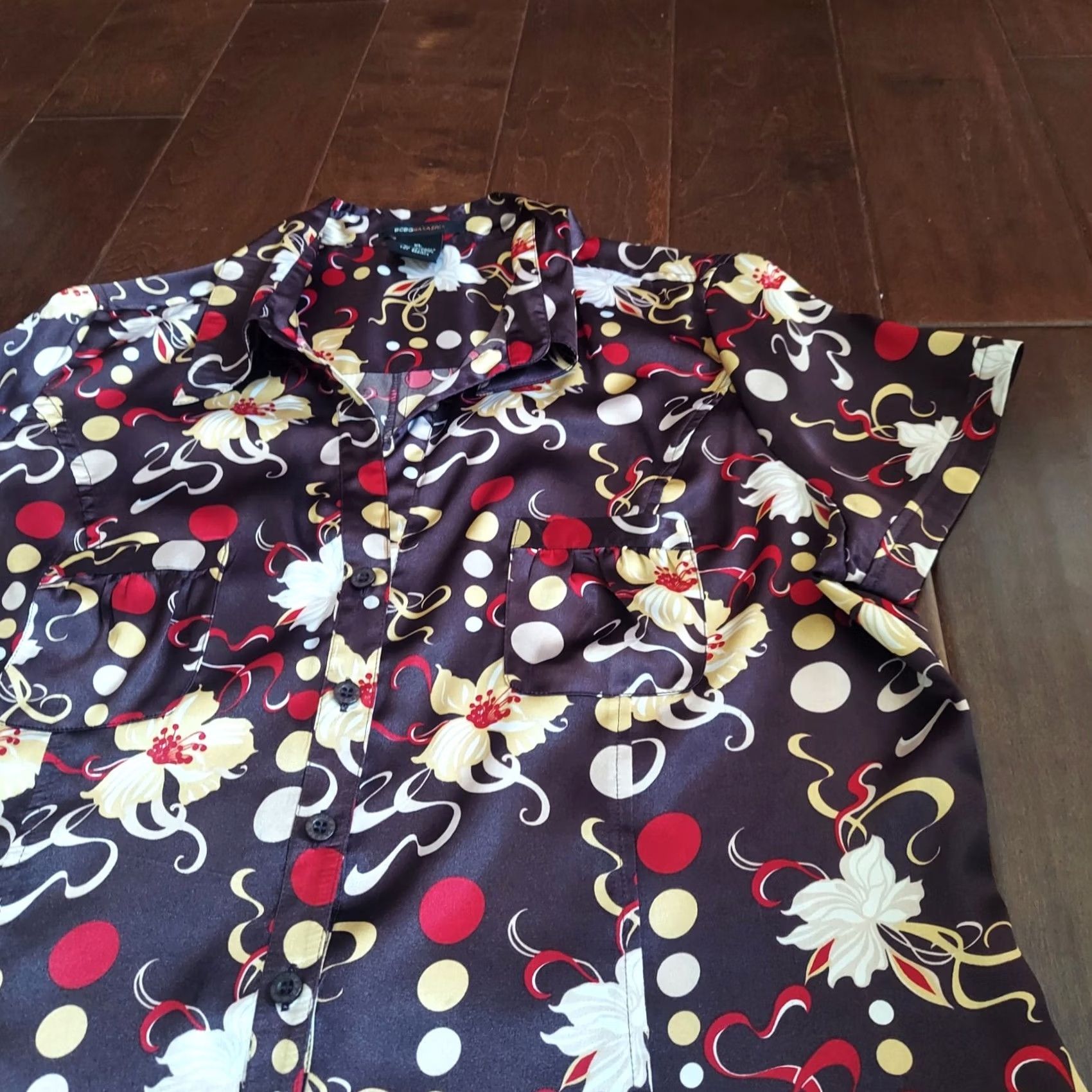 Bcbgmaxazria BCBGMAXAZRIA Women Blouse Button-Down Short Sleeve Floral V-Neck Waist XS? XL Size XL / US 12-14 / IT 48-50 - 7 Thumbnail
