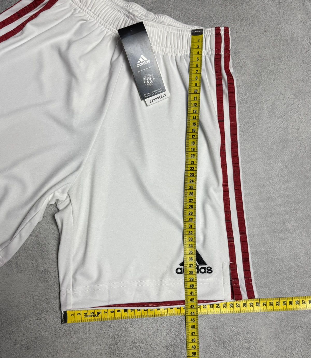 Other Manchester United 2020 2021 Home Football Shorts Adidas Size US 30 / EU 46 - 17 Thumbnail