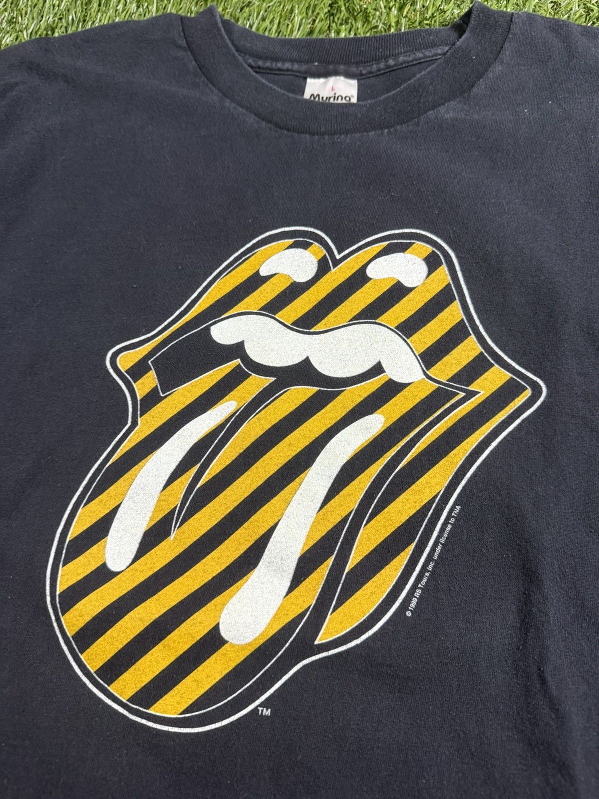 Band Tees Vintage 90s The Rolling Stones Oakland Tour Faded Band Tee Size US L / EU 52-54 / 3 - 2 Thumbnail
