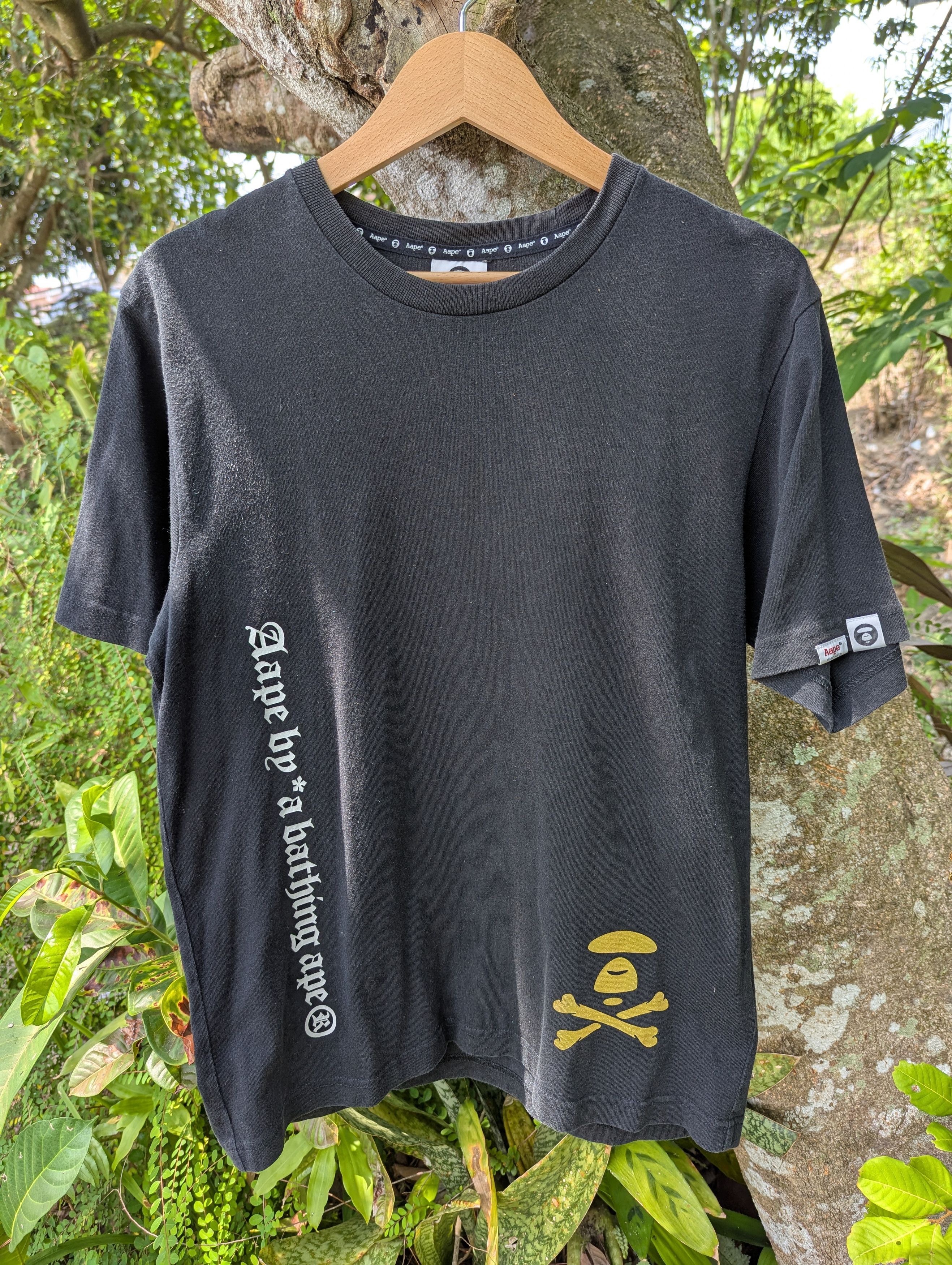 Aape AAPE BY BAPE SOMEWHERE IN THE AAPE UNIVERSE TSHIRT Size US S / EU 44-46 / 1 - 1 Thumbnail
