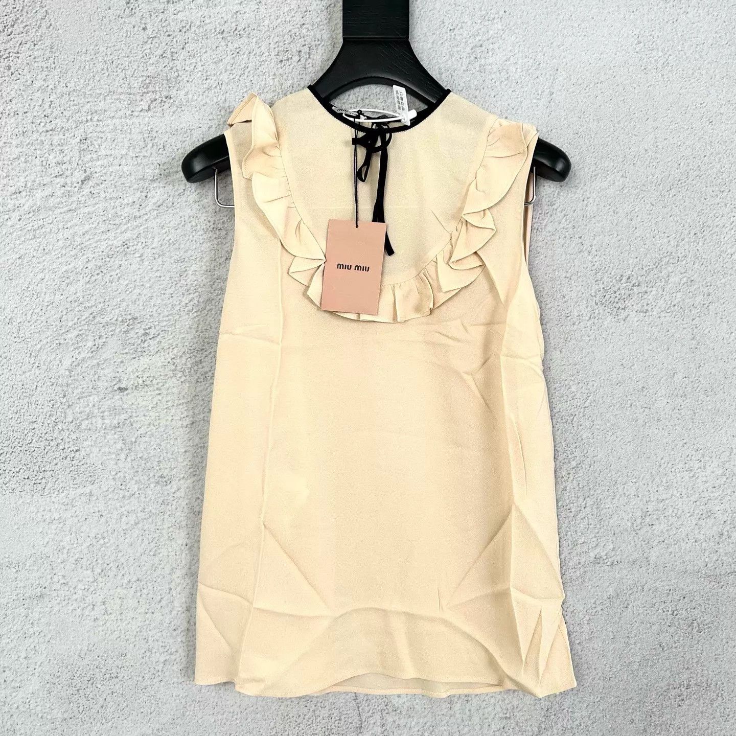 Miu Miu MIUMIU Women's Sleeveless Lace Blouse Beige Size XS / US 0-2 / IT 36-38 - 1 Thumbnail
