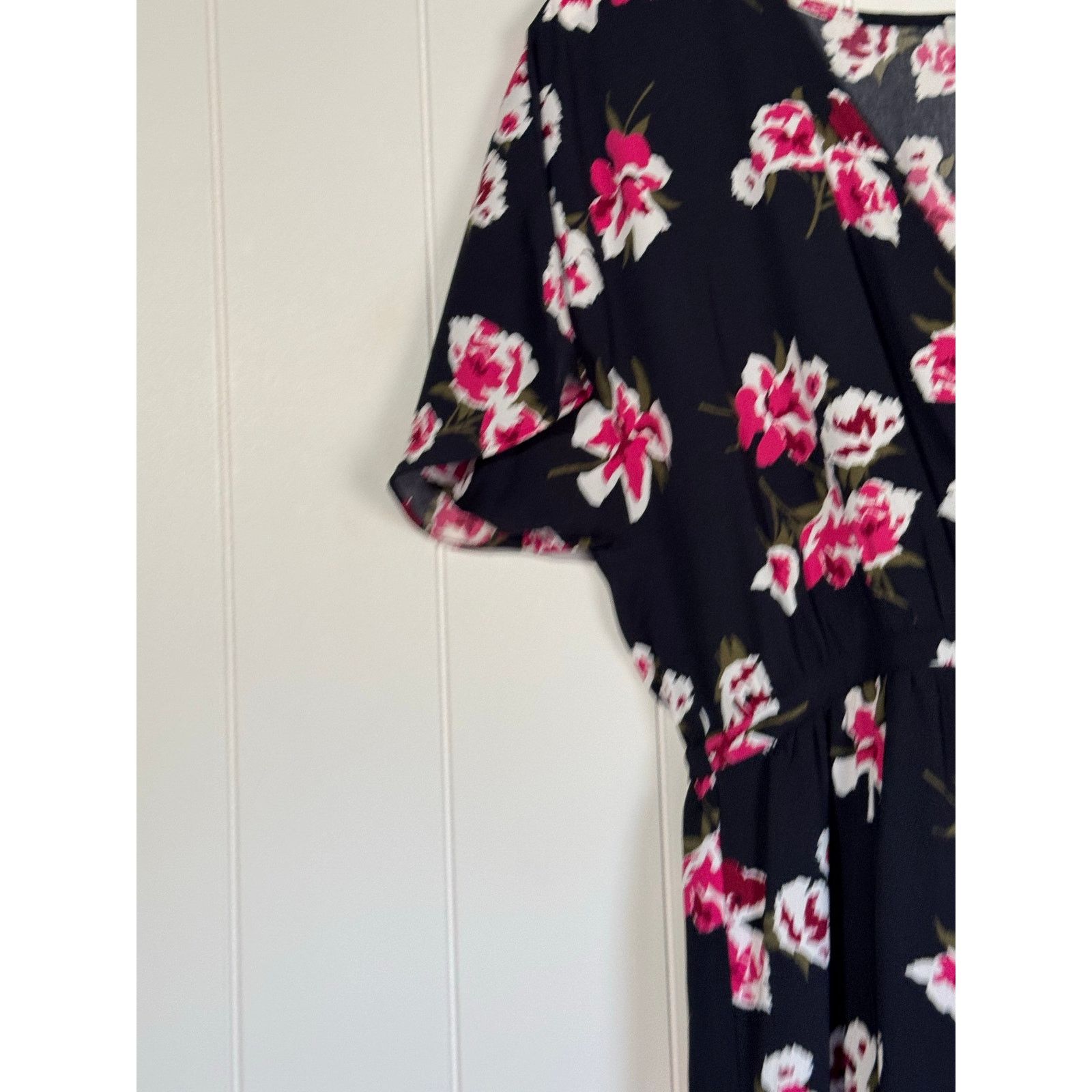 J.Crew J.Crew Floral Wrap Dress Blue Pink V-Neck Medium Size M / US 6-8 / IT 42-44 - 5 Thumbnail