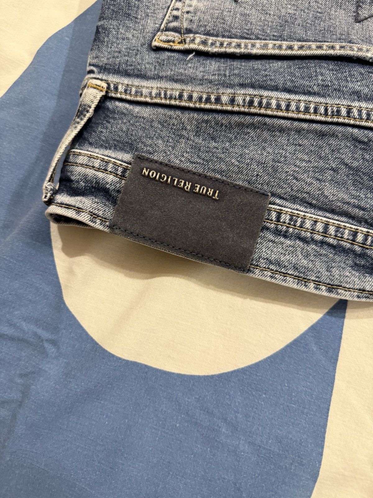 True Religion Very nice Size US 33 - 13 Thumbnail