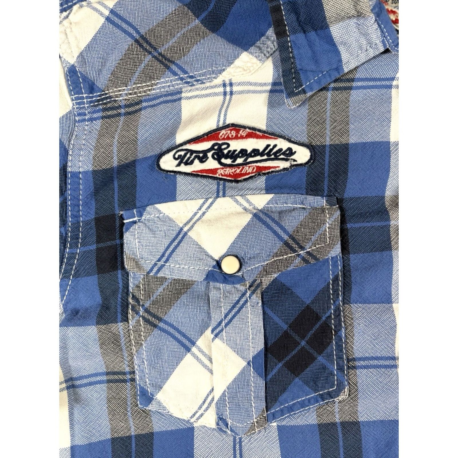 Petrol Industries Petrol Industries Blue Plaid Pearl Snap Embroidered Work Shirt Mens Large Button-Up Shirt Size US L / EU 52-54 / 3 - 2 Thumbnail