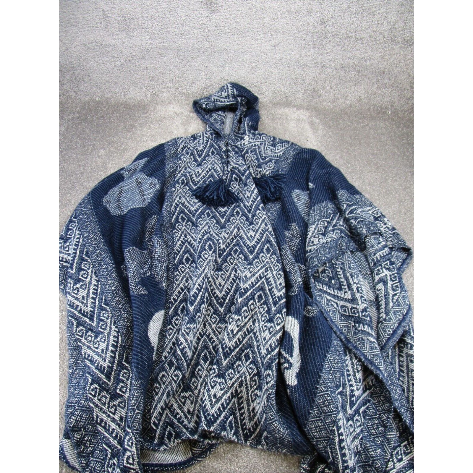 image of Vintage Albina'as Alpaca Sweater Womens One Size Blue Knit Tunic Hooded in White