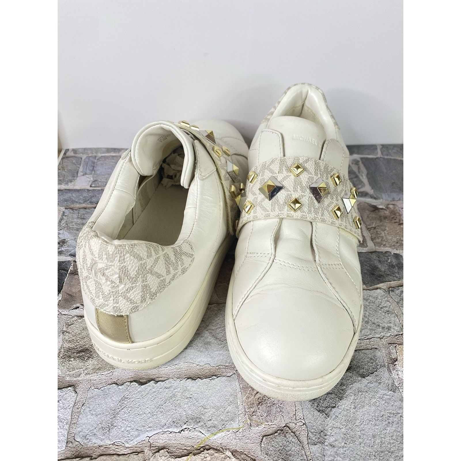 Michael Kors MICHAEL MICHAEL KORS KENNA White/Gold STUDDED Lther Sneaker Size US 7.5 / IT 37.5 - 9 Thumbnail