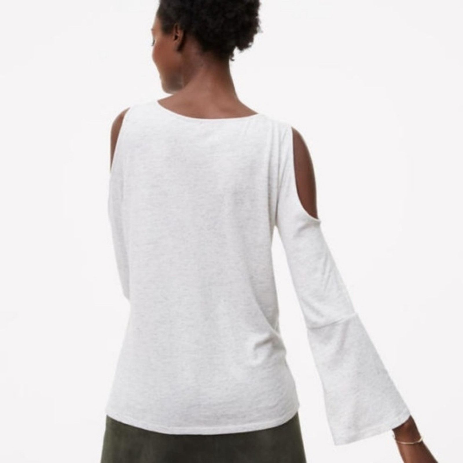 Loft LOFT Light Grey Cold Shoulder Bell Sleeve Top Size S / US 4 / IT 40 - 3 Thumbnail