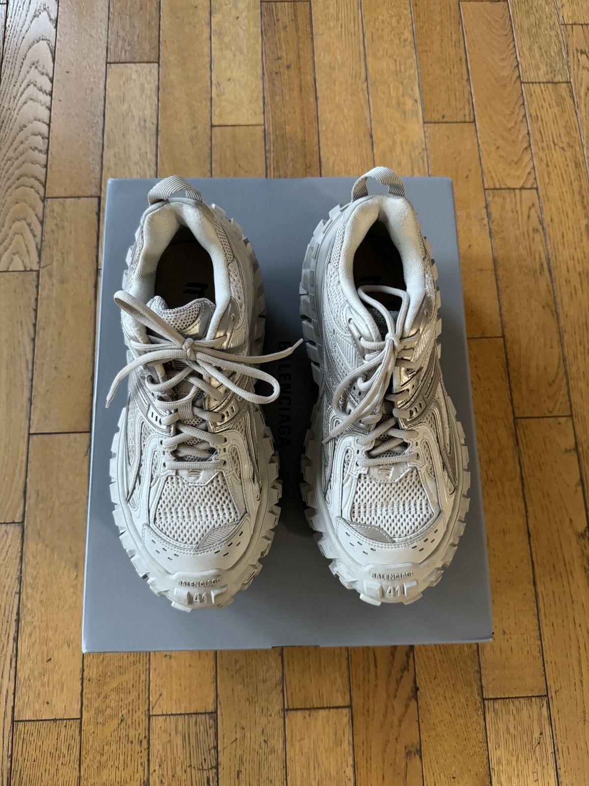 Balenciaga OG Balenciaga Defender Black 41 BOUNCER DEMNA YE CARTI Size US 8.5 / EU 41-42 - 13 Thumbnail