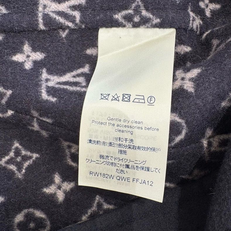 Louis Vuitton Louis Vuitton Dark blue inside logo presbyopic full print Size XS / US 0-2 / IT 36-38 - 8 Thumbnail