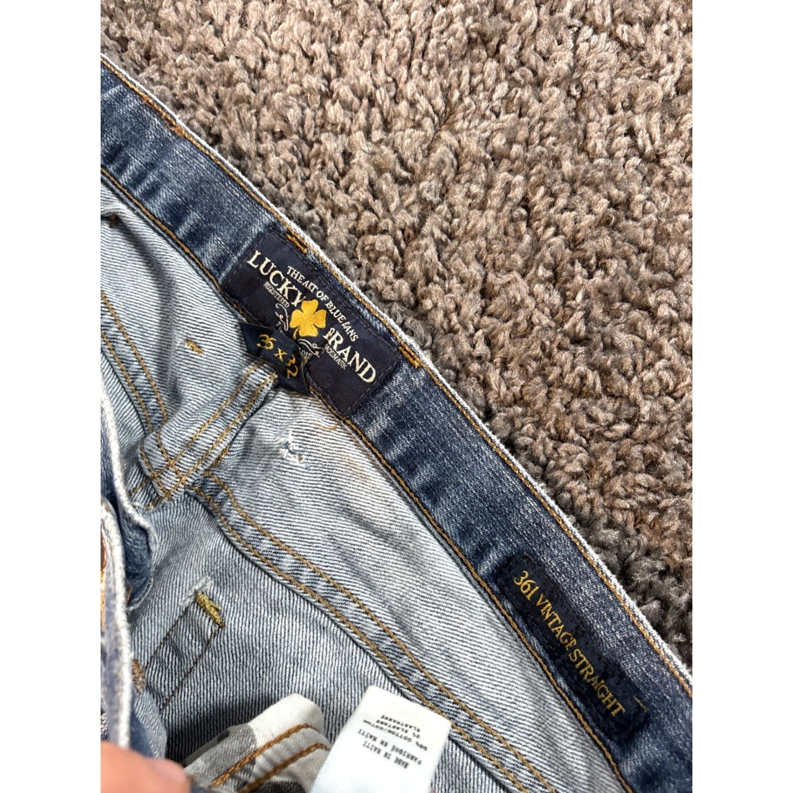 Lucky Brand Lucky Brand 361 Jeans 36x32 Regular Mens Straight Blue Denim Pocket 5-Pocket Distressed Vintage-Style USA Logo Leather Patch Whiskering Size US 36 / EU 52 - 5 Thumbnail