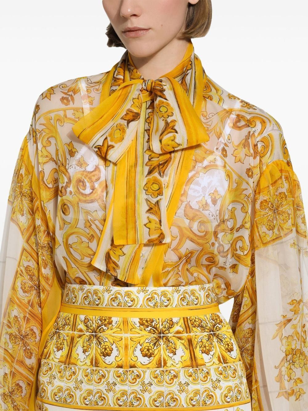 Dolce & Gabbana o1s22i1n0225 Open Chiffon Blouse in Multicolor Size S / US 4 / IT 40 - 4 Thumbnail