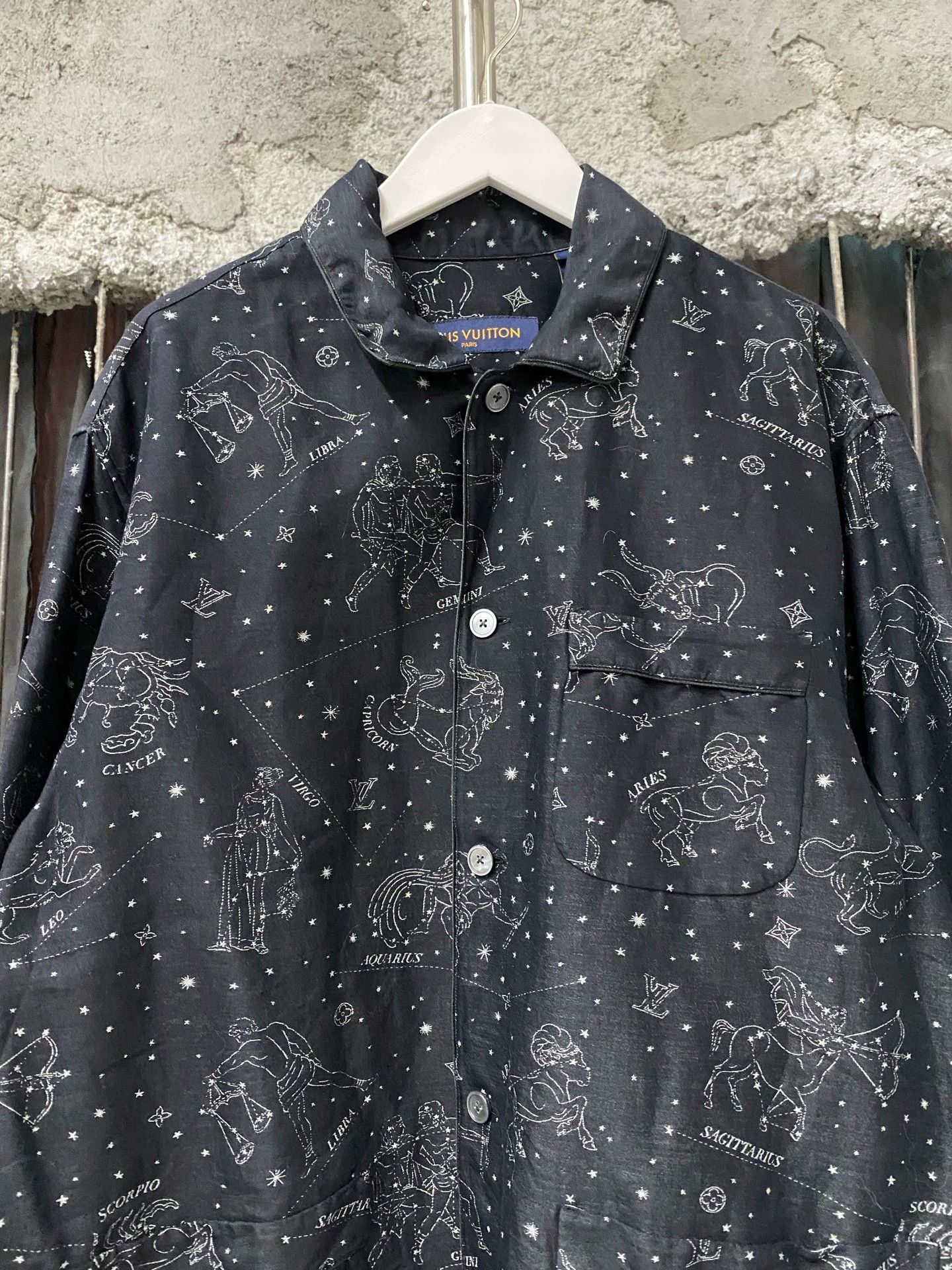 Louis Vuitton Louis Vuitton Zodiac Long-Sleeve Shirt, Size: M Size M / US 6-8 / IT 42-44 - 3 Thumbnail