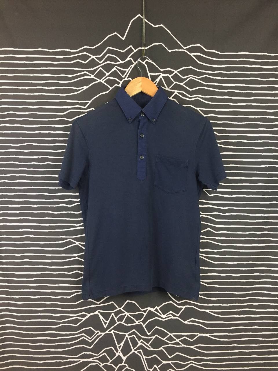 Uniqlo Uniqlo Navy Blue Short Sleeve Button-Down Polo Shirt Size US S / EU 44-46 / 1 - 2 Thumbnail