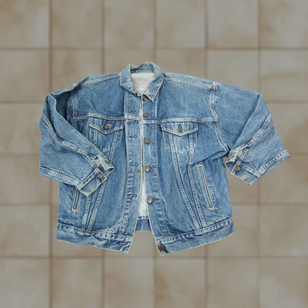 Levi's VINTAGE Levi's Trucker Jacket Mens L Blue Denim Button Regular 80s 90s Casual Workwear Jeans Style Bomber Jacket Boys Mens Size US 33 - 1 Thumbnail