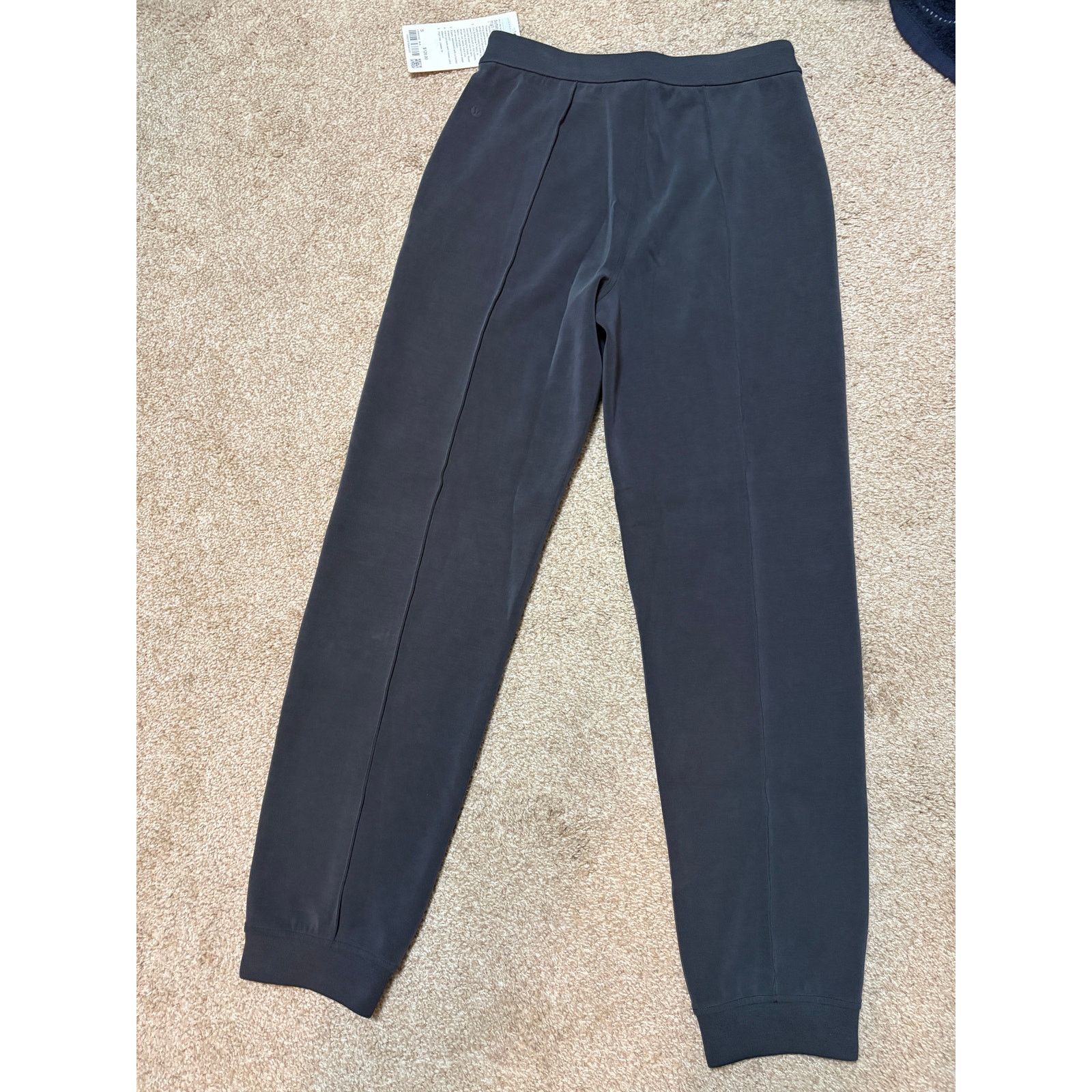 Lululemon NWT Lululemon Softstreme Classic-Fit High Rise Jogger Pants Size 25" / US 0 / IT 36 - 7 Thumbnail