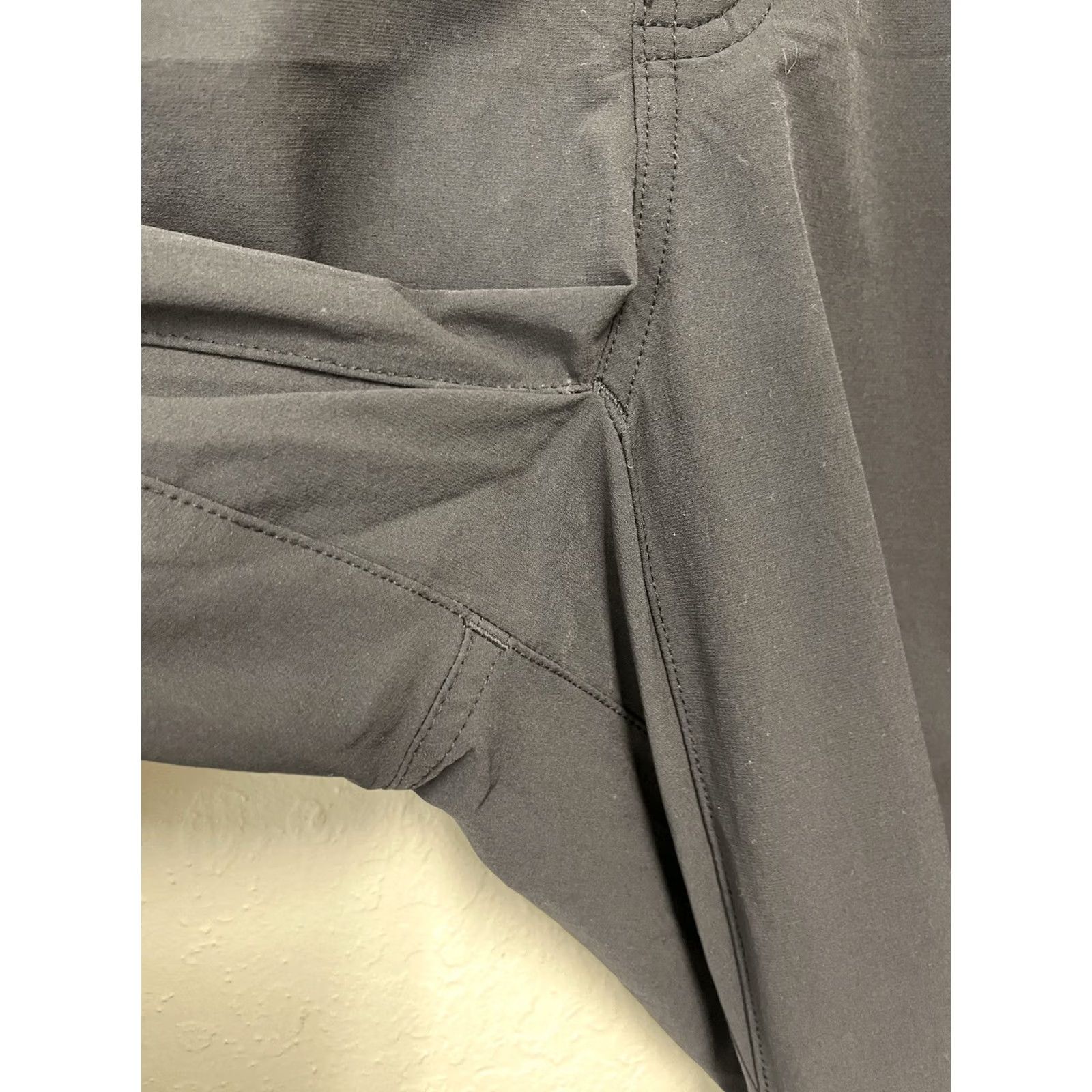 Vintage REI Co-Op Hybrid Pants Black Hiking Womens 12 Petite Pants Black Women 12P Petite Nature Logo Sports Size 34" / US 12 / IT 48 - 2 Thumbnail
