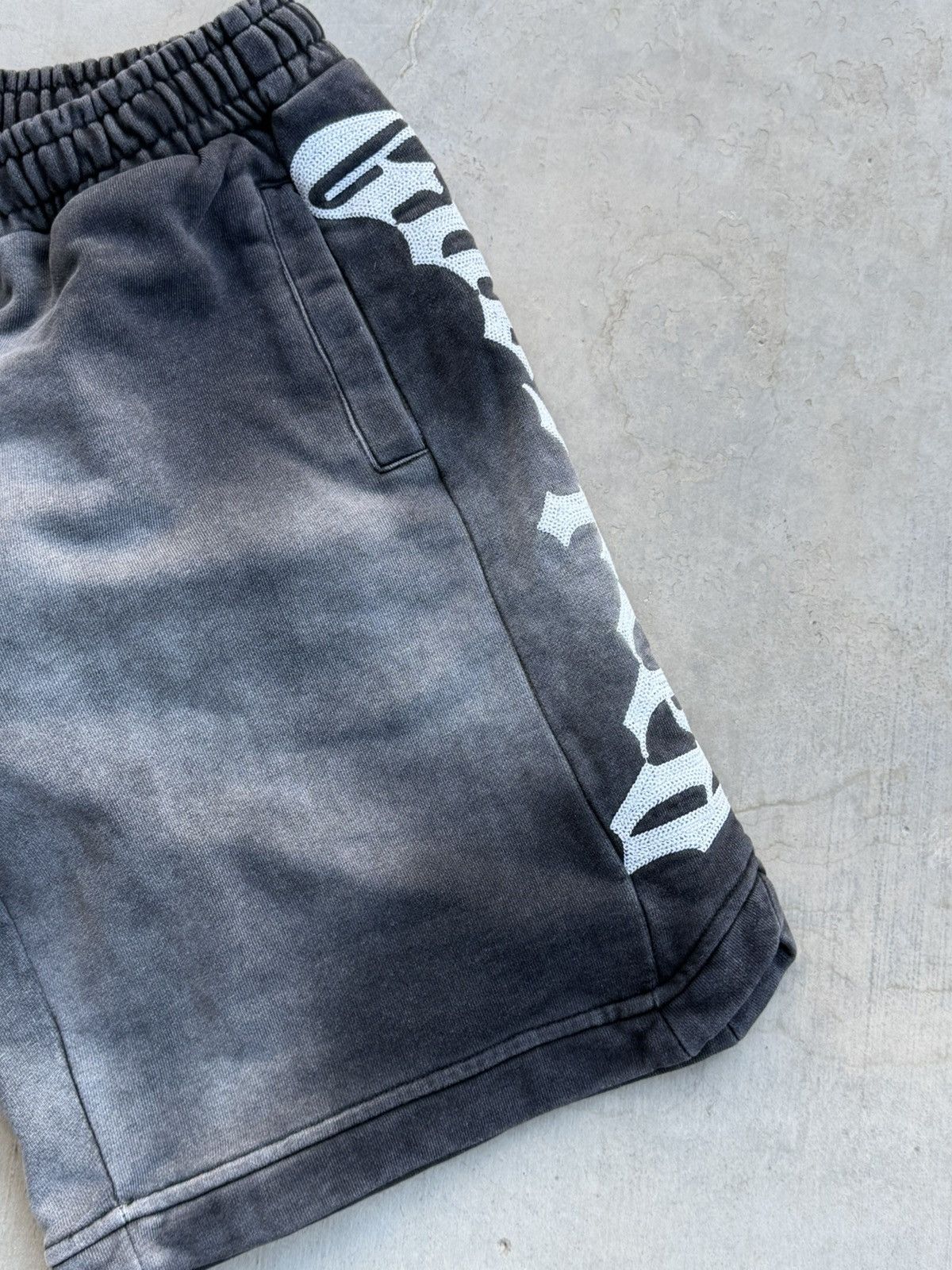 Godspeed Godspeed Courtside Shorts Black / Grey Wash – Size Small Size US 30 / EU 46 - 4 Thumbnail