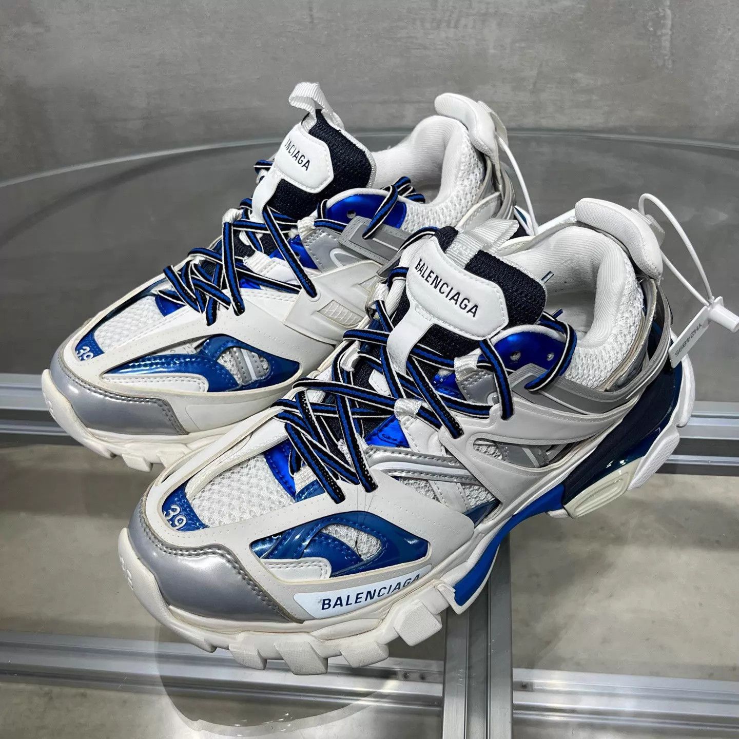 Balenciaga Balenciaga BLCG Track White & Blue 39 Size US 6 / EU 39 - 2 Thumbnail