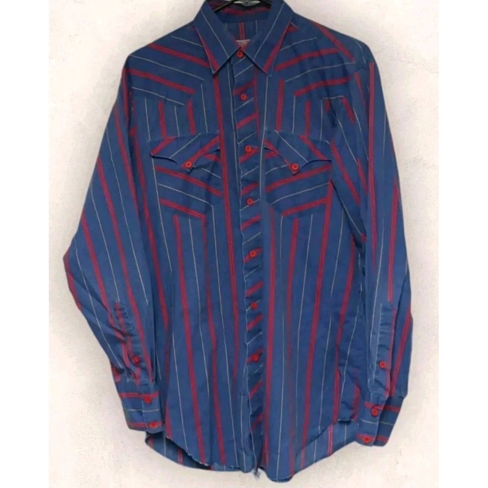 Vintage VINTAGE H Bar C Men’s Large Blue Stripe Red Button Longtail Western Shirt 16-35 Size US L / EU 52-54 / 3 - 2 Thumbnail