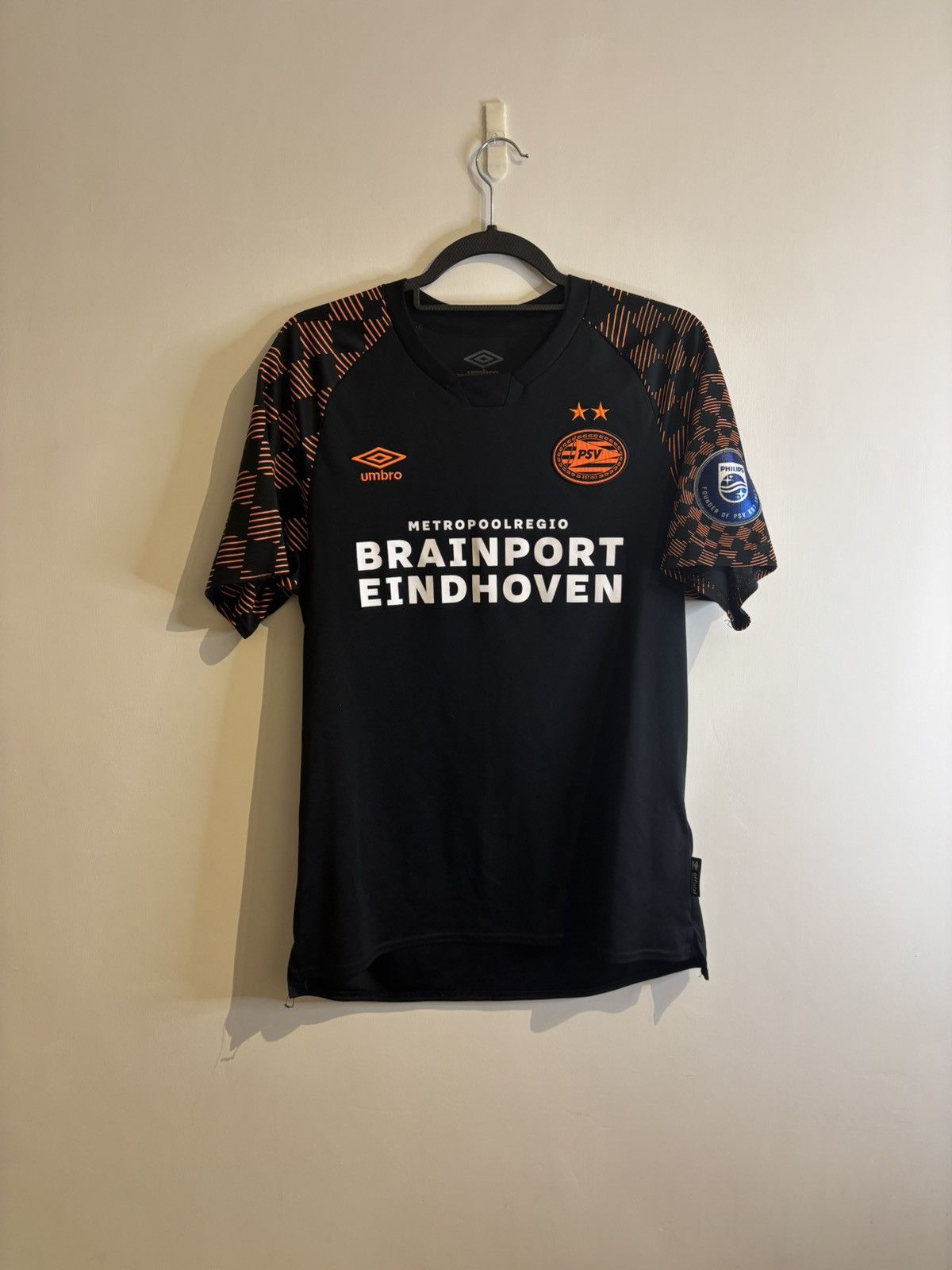 Umbro PSV Gakpo 2019/20 away football/soccer shirt Size US M / EU 48-50 / 2 - 2 Thumbnail