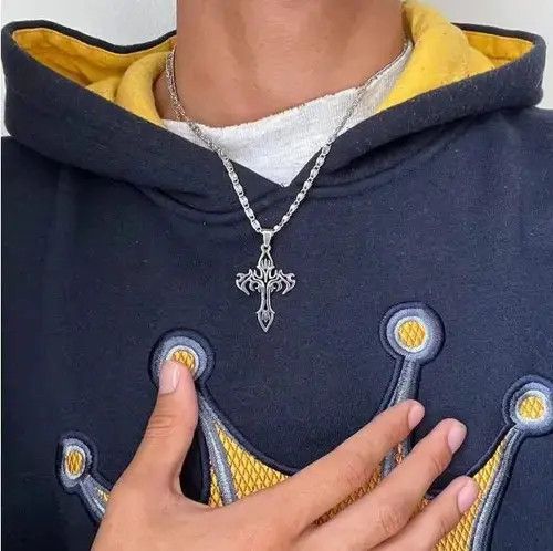 Jewelry Y2K 2000s heavy metal punk grunge emo cross pendant necklace Size ONE SIZE - 4 Thumbnail