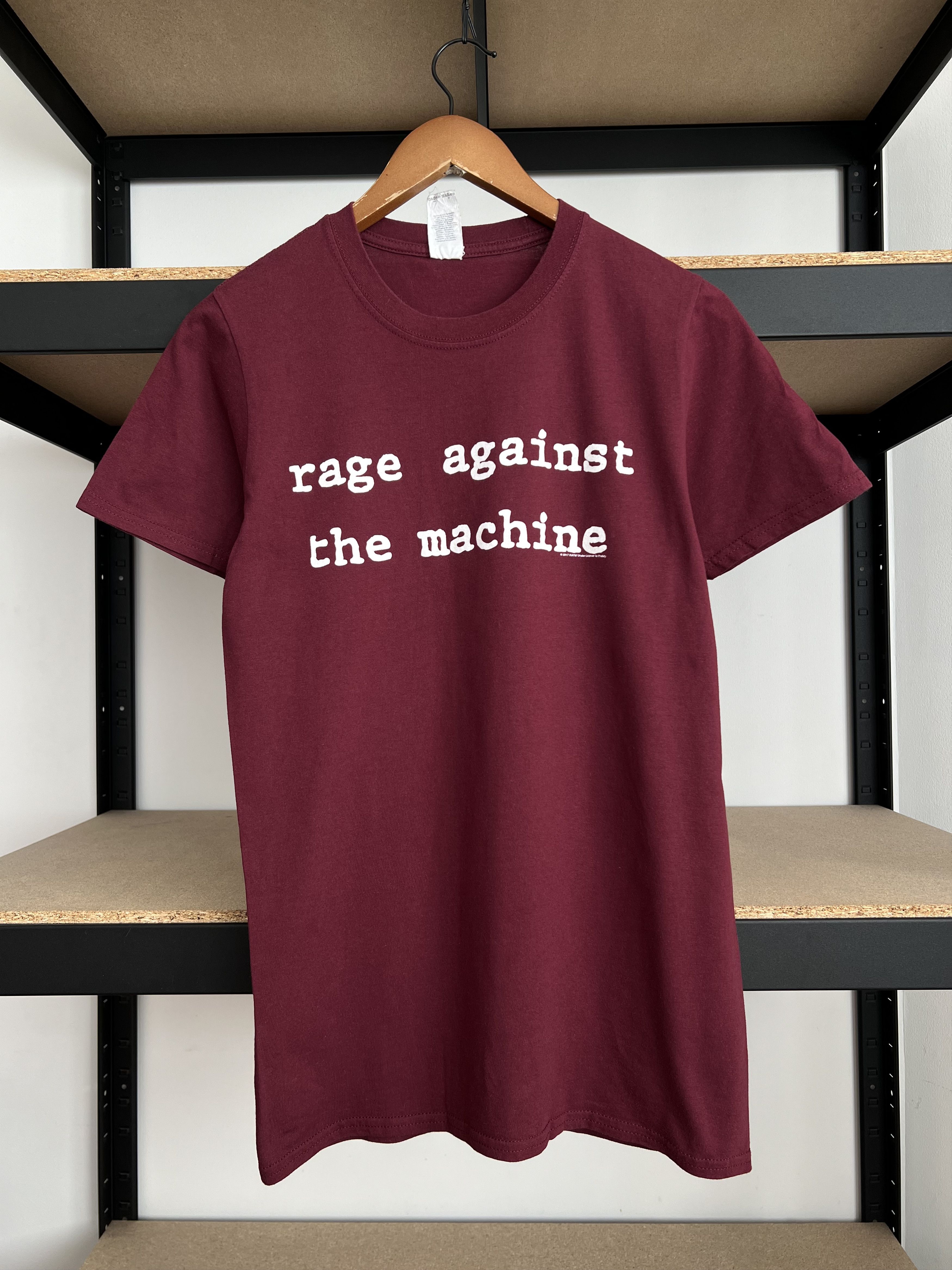 Band Tees Vintage 2017 Rage Against the Machine RATM T-shirt Size US S / EU 44-46 / 1 - 3 Thumbnail