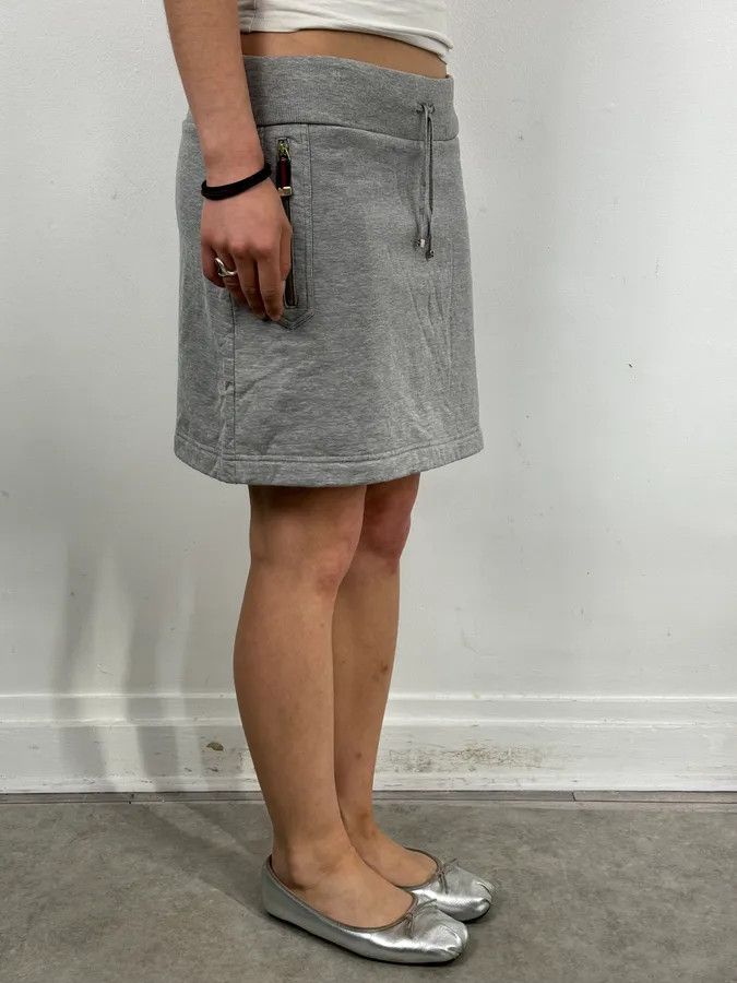 Gucci SS2007 Gucci Grey Minimalist Skirt Size 28" / US 6 / IT 42 - 3 Thumbnail