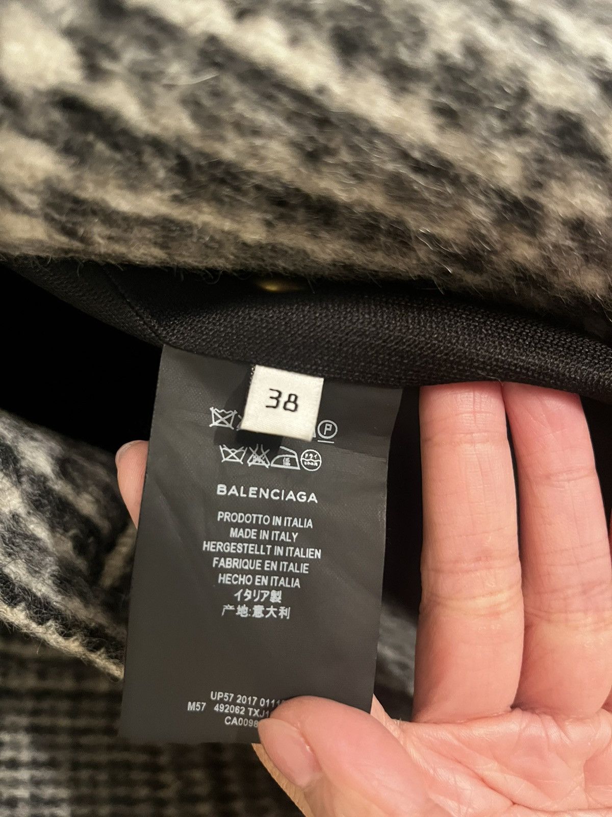 Balenciaga Balenciaga houndstooth oversized coat Size M / US 6-8 / IT 42-44 - 3 Thumbnail