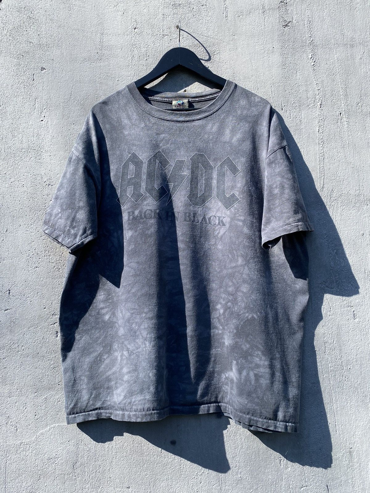 Ac/Dc × Band Tees × Vintage Vintage 2000s ACDC Back In Black Liquid ...